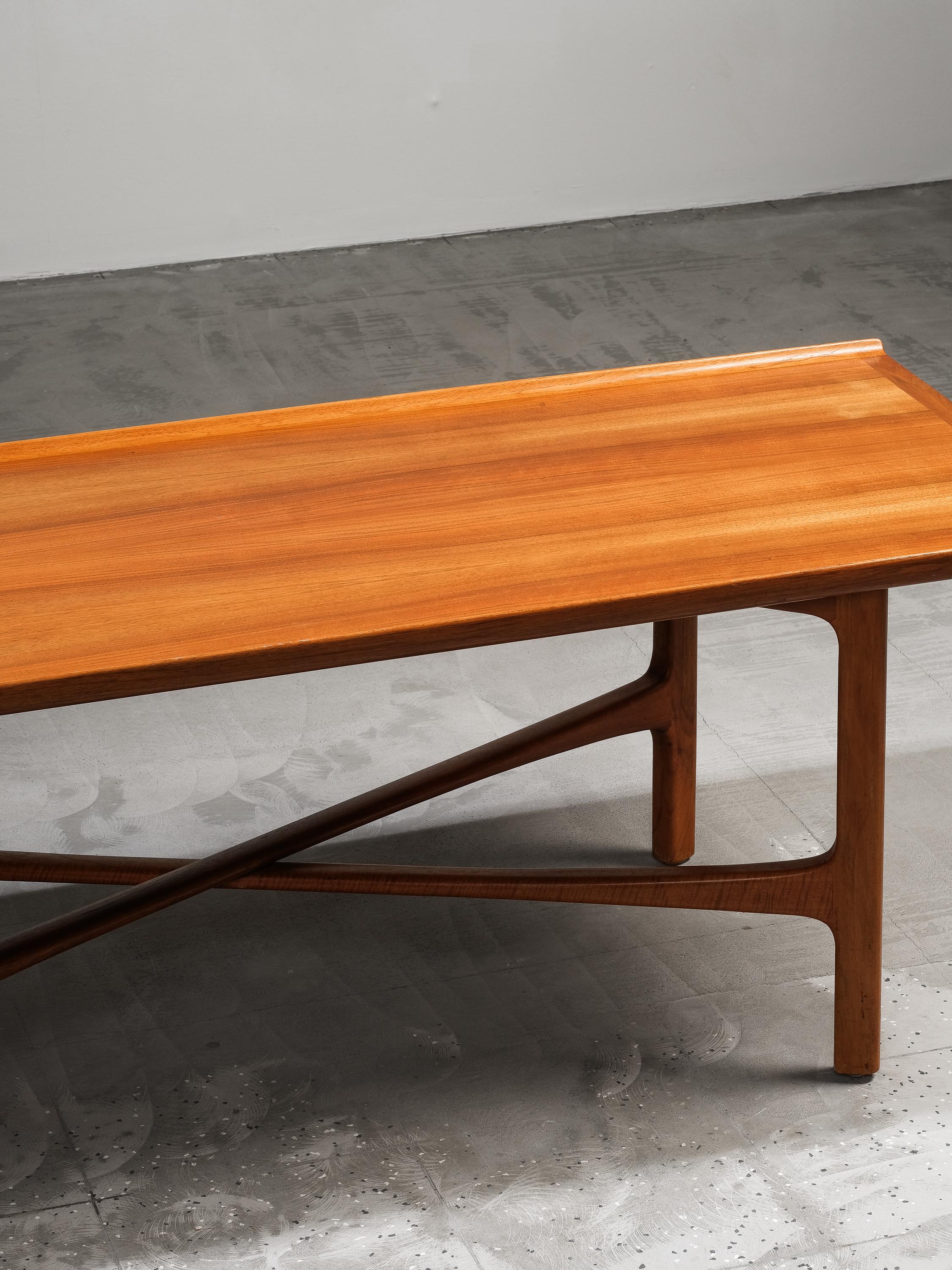 Couchtisch Modell „Carmel“ aus Nussbaumholz von Folke Ohlsson für Bodafors, Schweden, 1960er Jahre im Angebot 7
