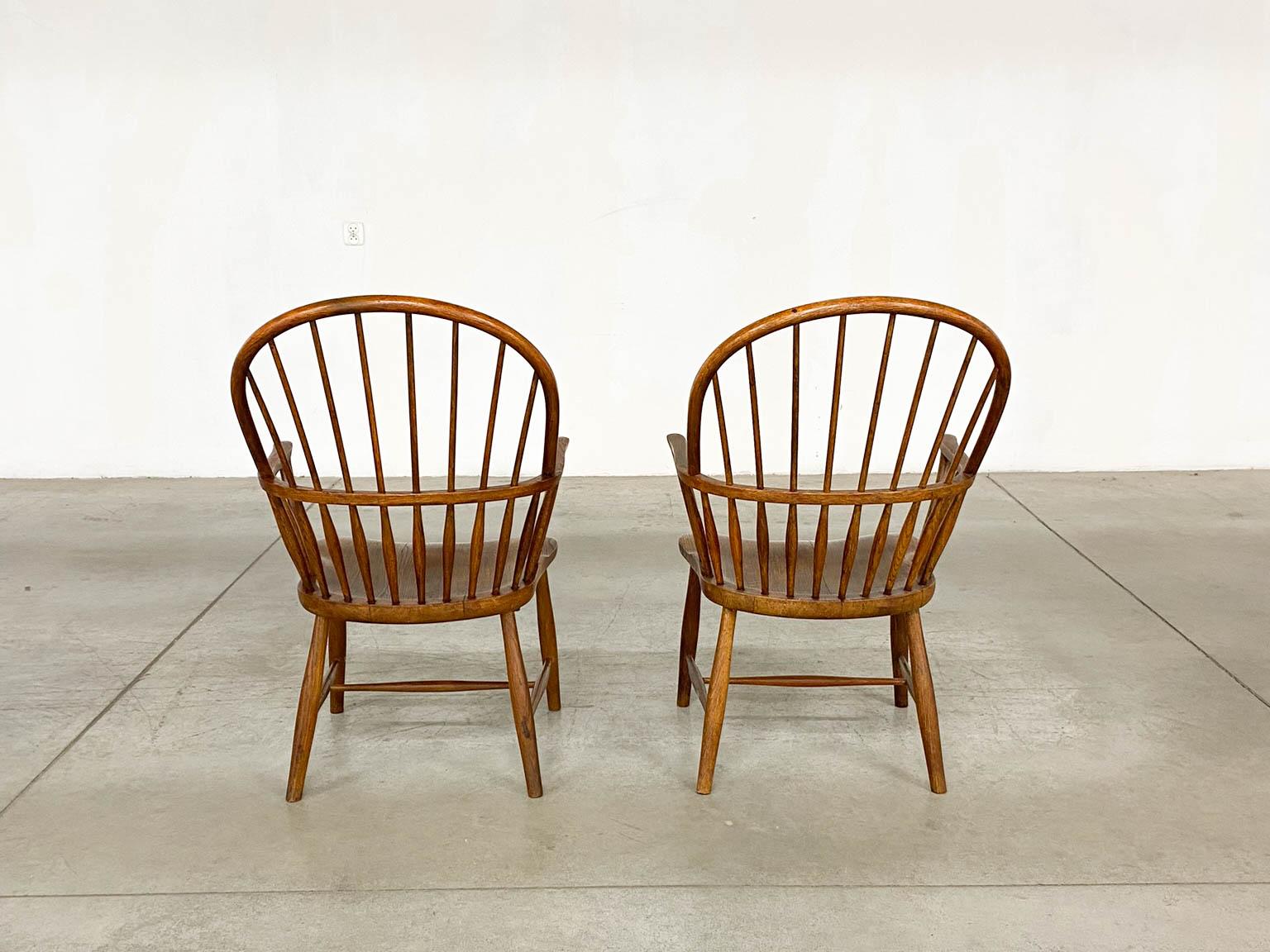 Wood Model CH 18A Windsor Dining Chairs by Frits Henningsen for Carl Hansen & Son For Sale