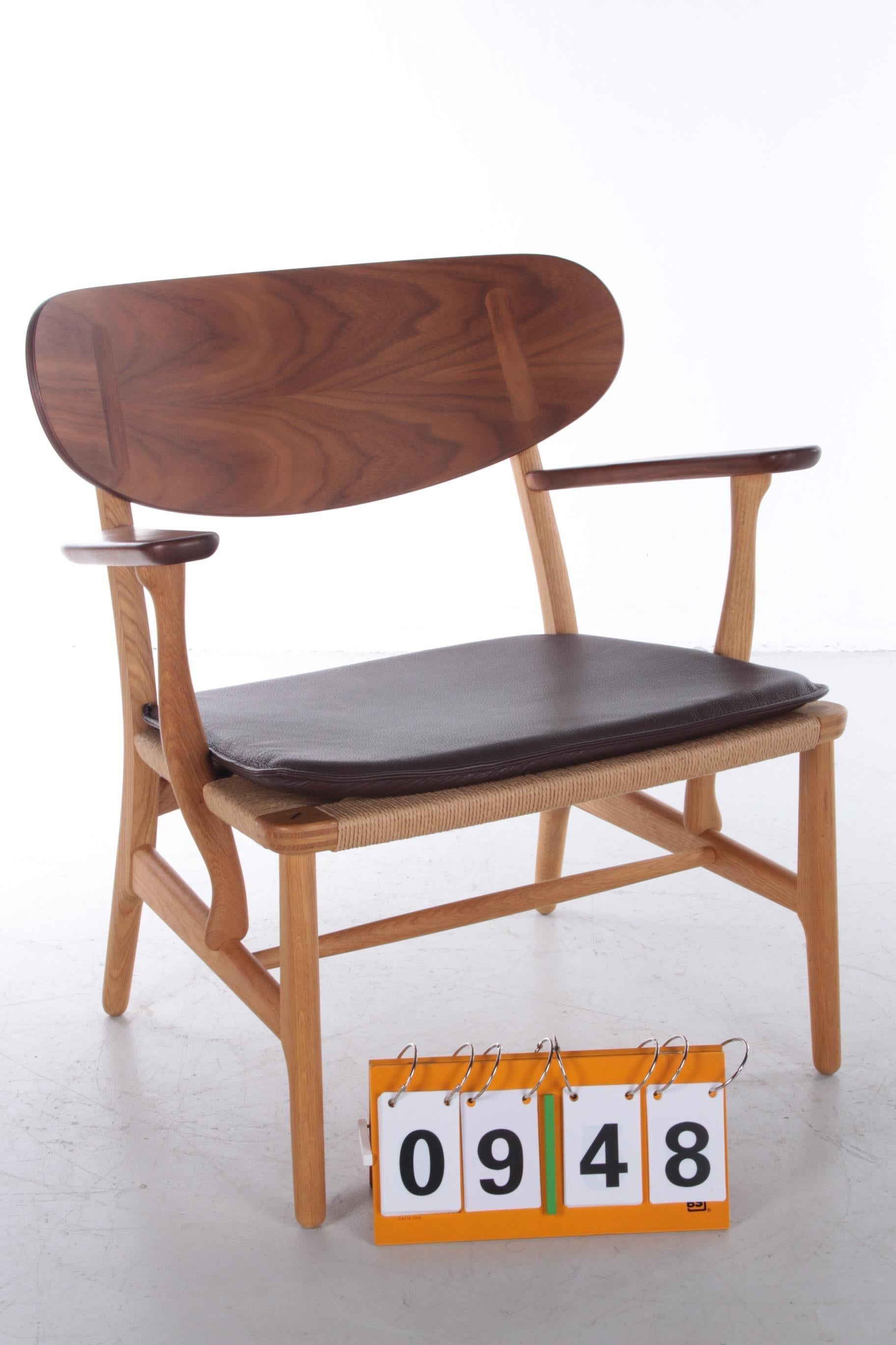 Danish Model Ch22 Lounge Chair by Hans J. Wegner for Carl Hansen & Søn