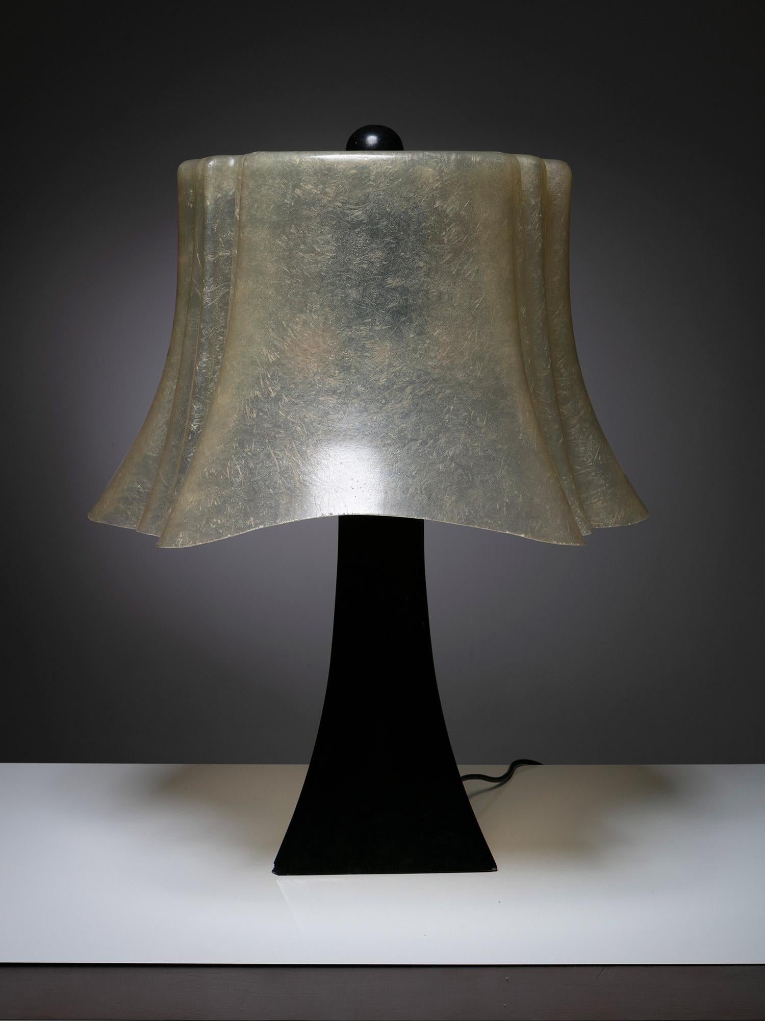 italien Lampe de bureau Fyberglass Modèle 