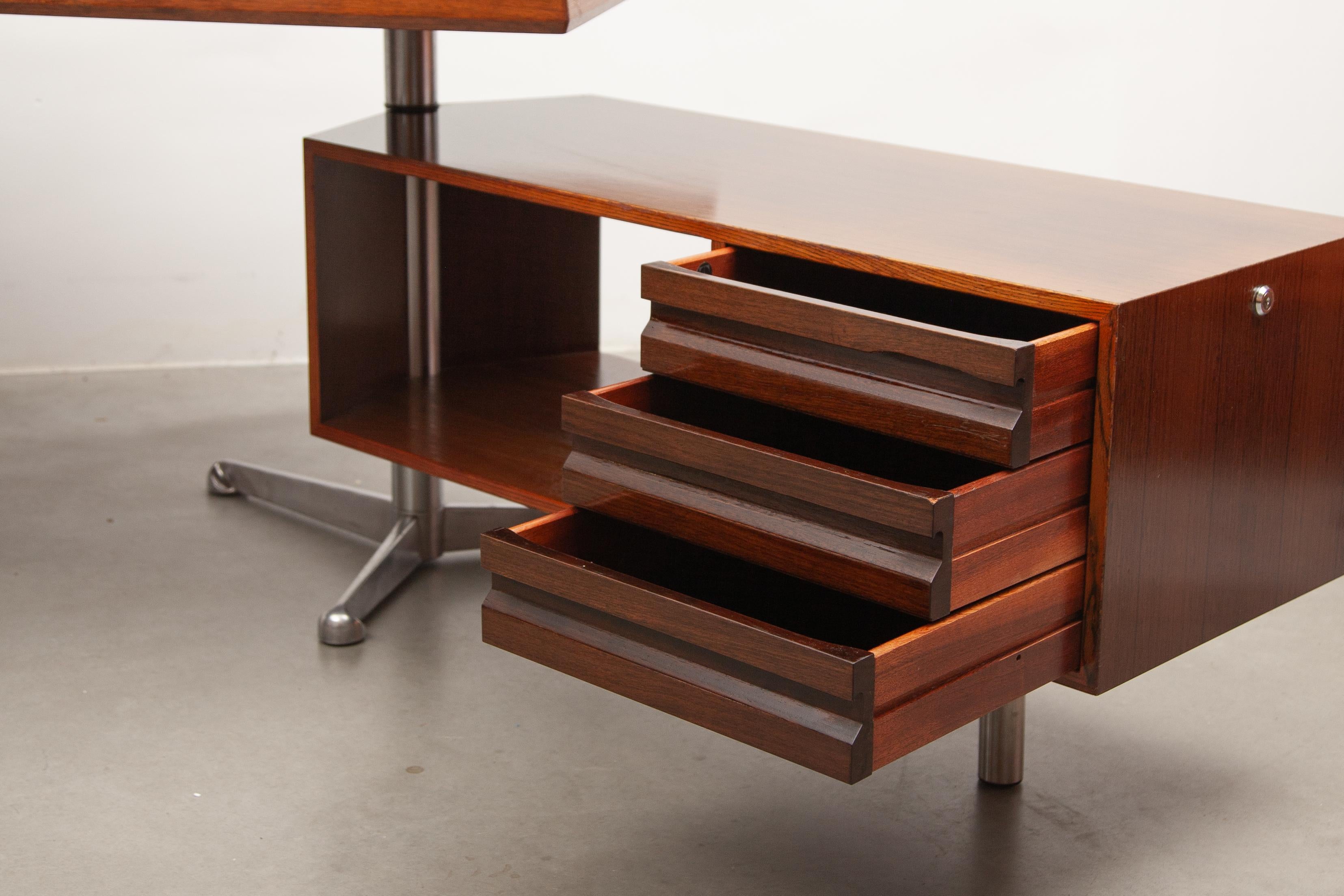 Model D96 Boomerang Desk by Osvaldo Borsani for Tecno Milano, Italy, 1950s 6