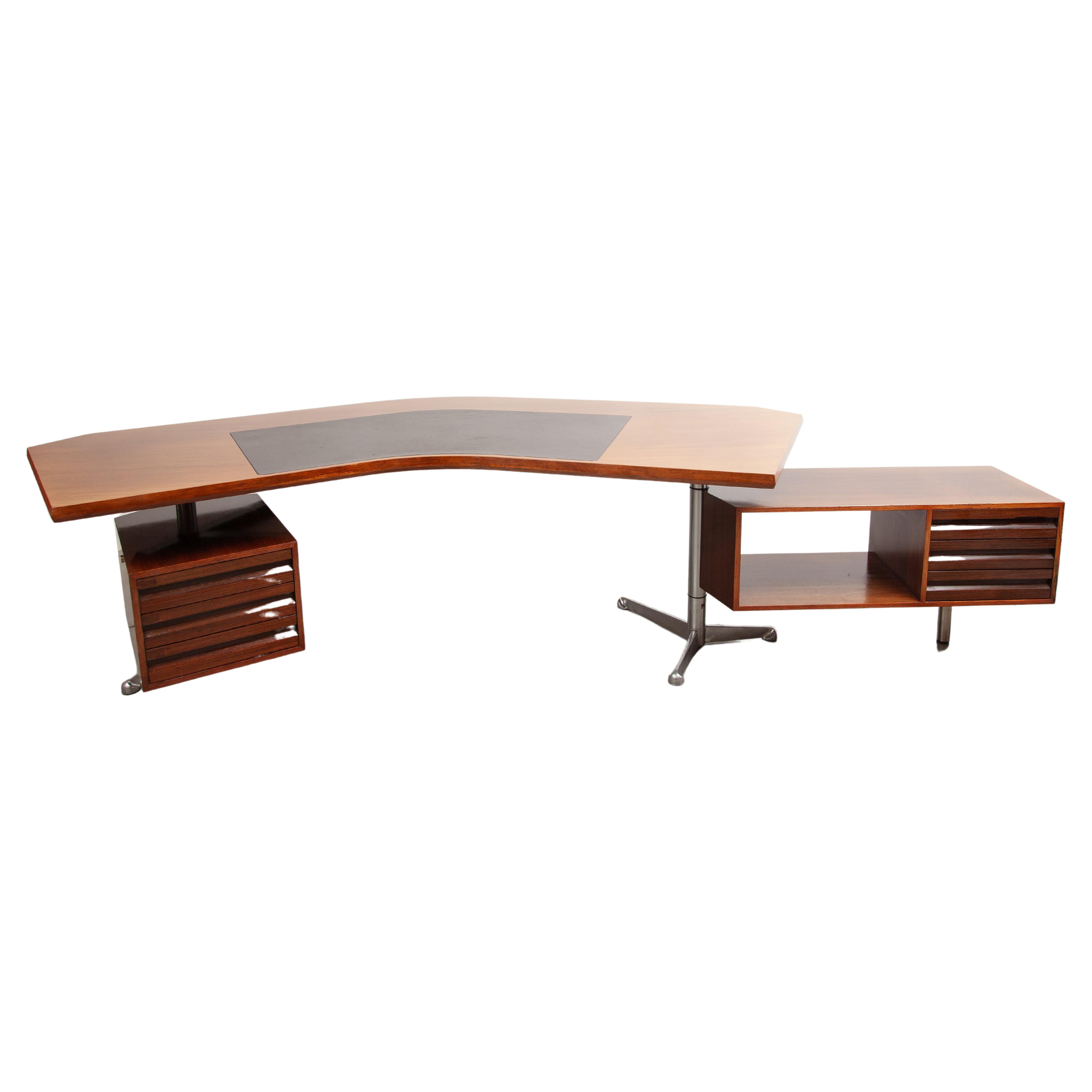 Mid-Century Modern Model D96 Boomerang Desk by Osvaldo Borsani for Tecno Milano, Italy, 1950s