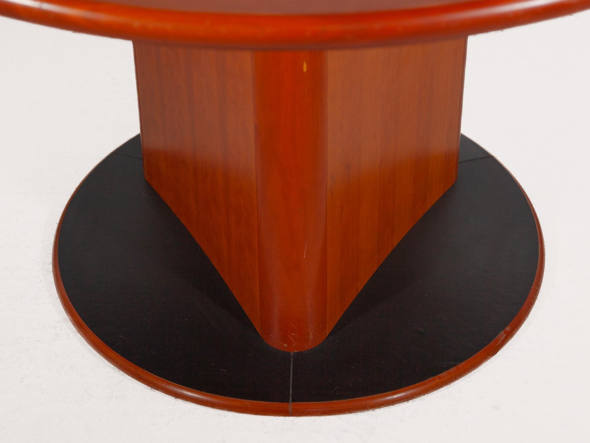 Late 20th Century Model DC06 Round Top Extending Dining Table from Skovby, Denmark For Sale