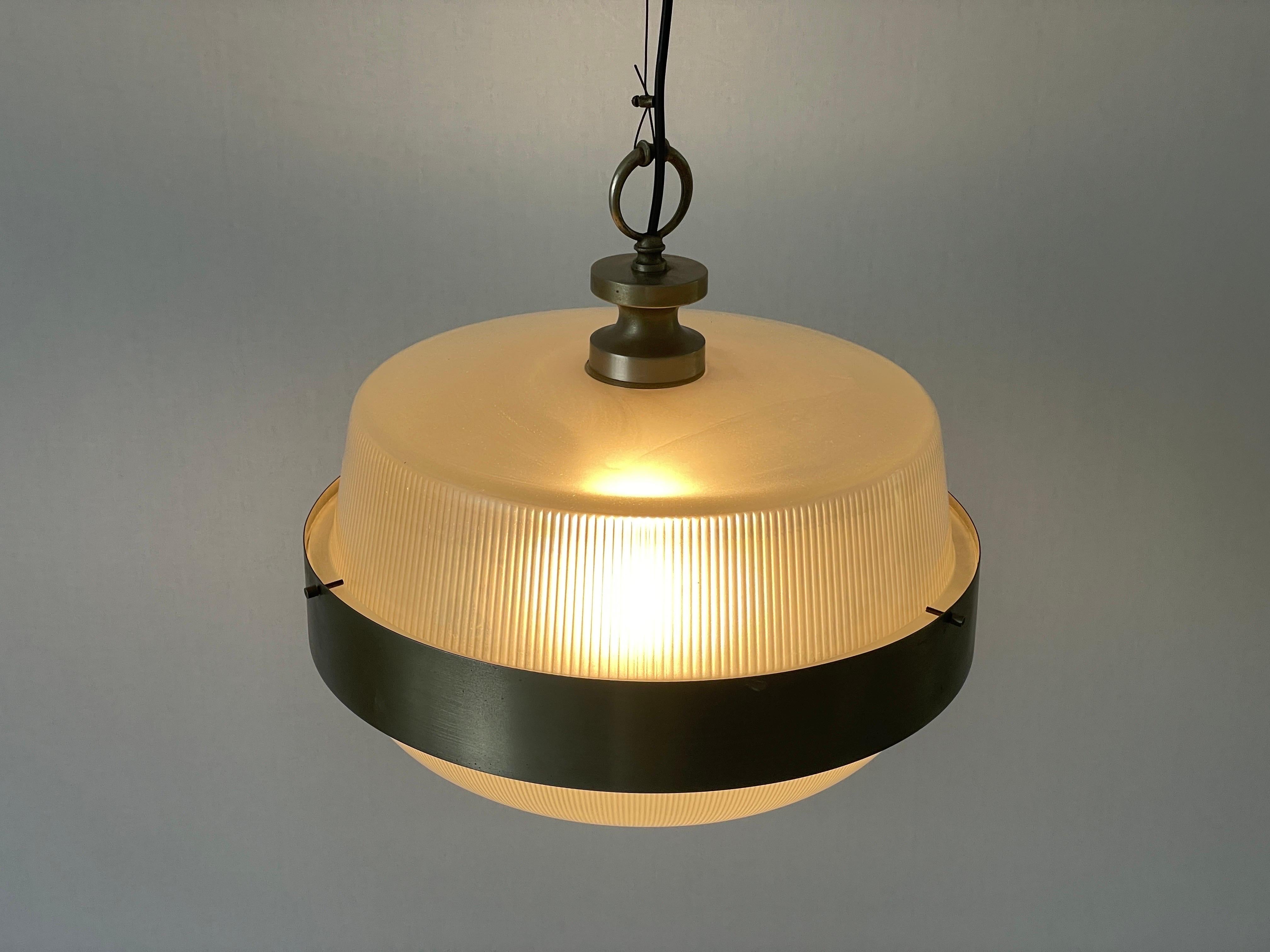 Grand plafonnier Delta de Sergio Mazza pour Artemide, années 1960, Italie en vente 3