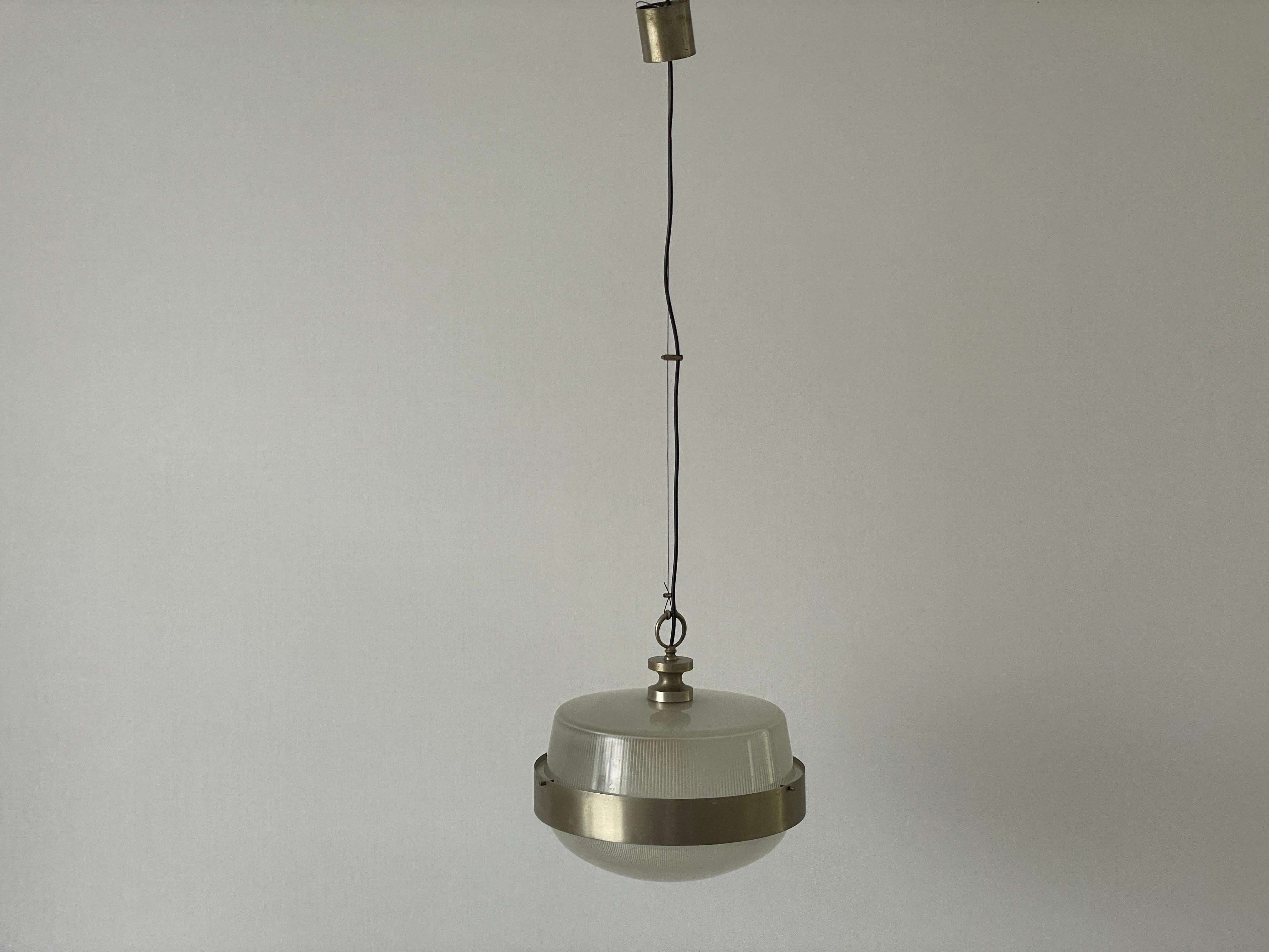 Grand plafonnier Delta de Sergio Mazza pour Artemide, années 1960, Italie en vente 9