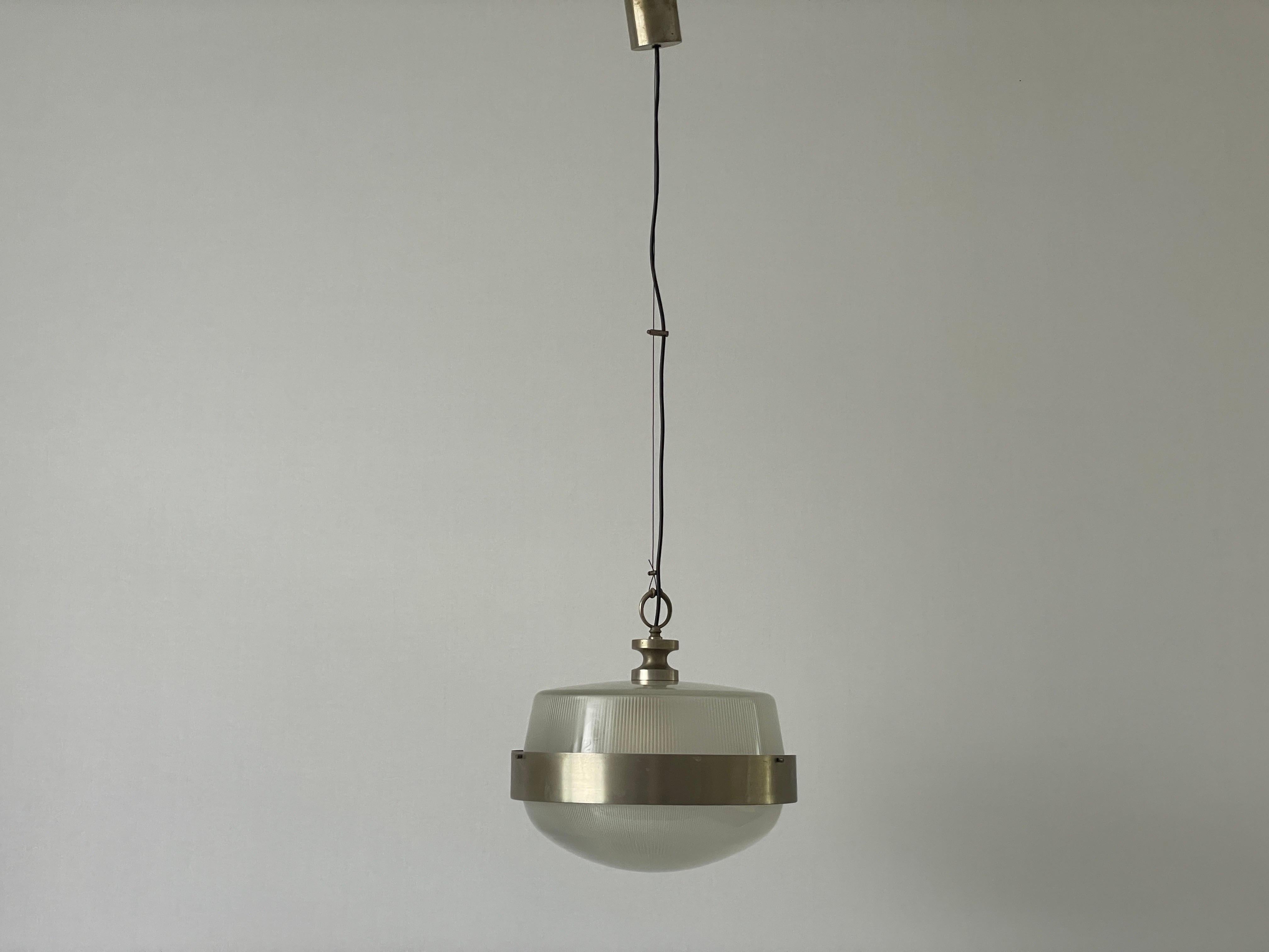 Grand plafonnier Delta de Sergio Mazza pour Artemide, années 1960, Italie en vente 10