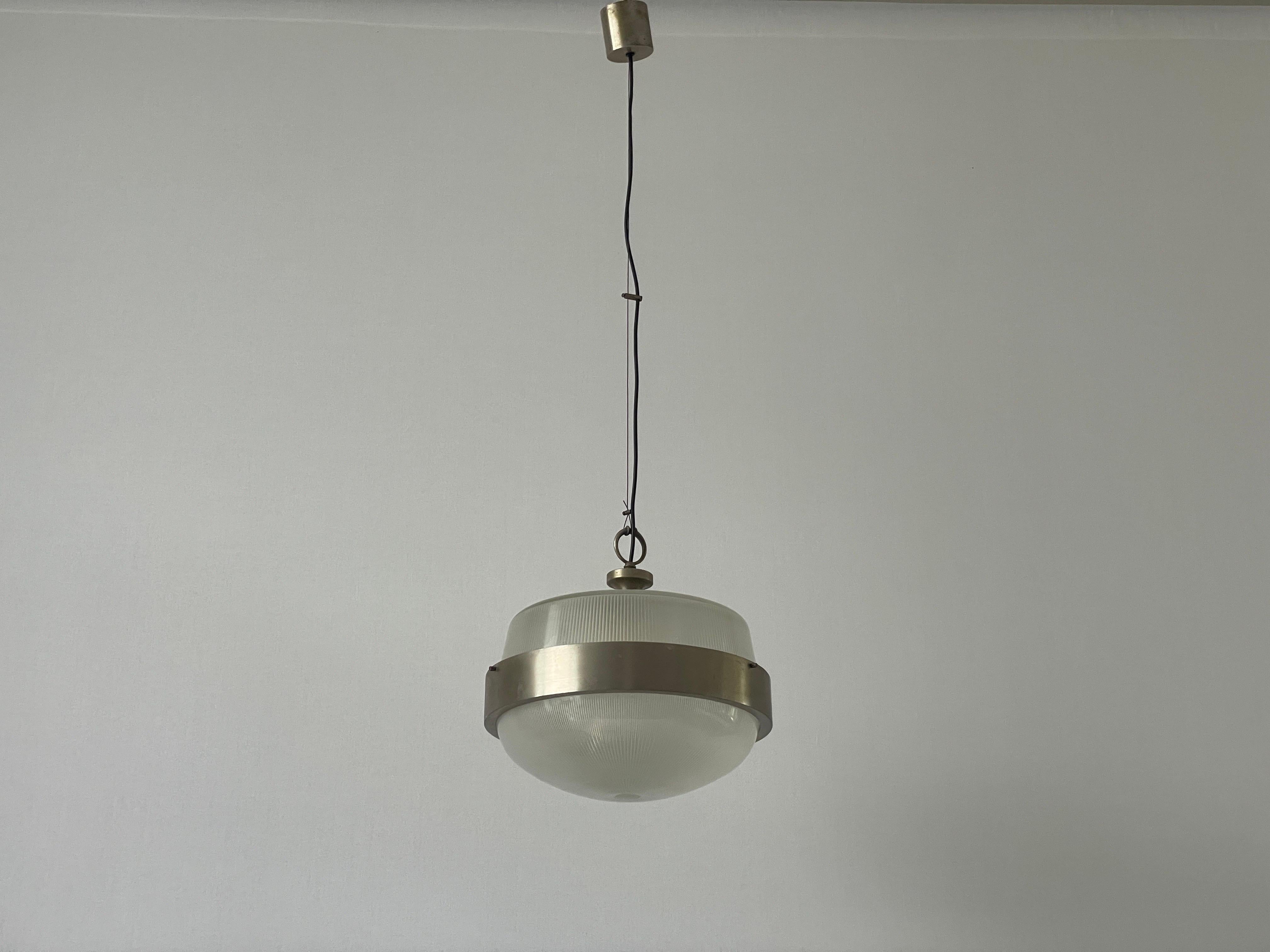 Grand plafonnier Delta de Sergio Mazza pour Artemide, années 1960, Italie en vente 11