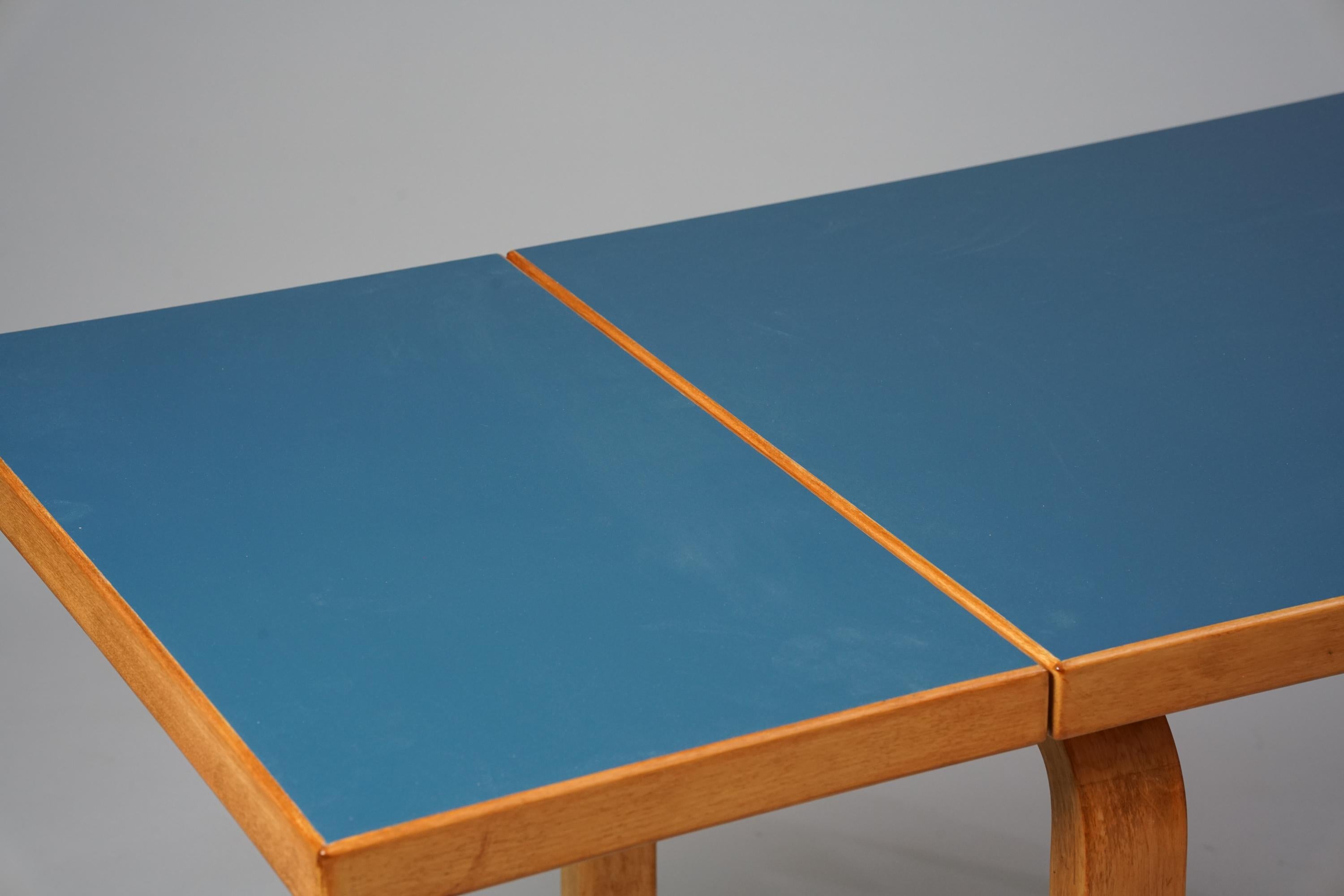 Model DL82 Table, Alvar Aalto, Oy Huonekalu- ja Rakennustyötehdas Ab, 1950s For Sale 1