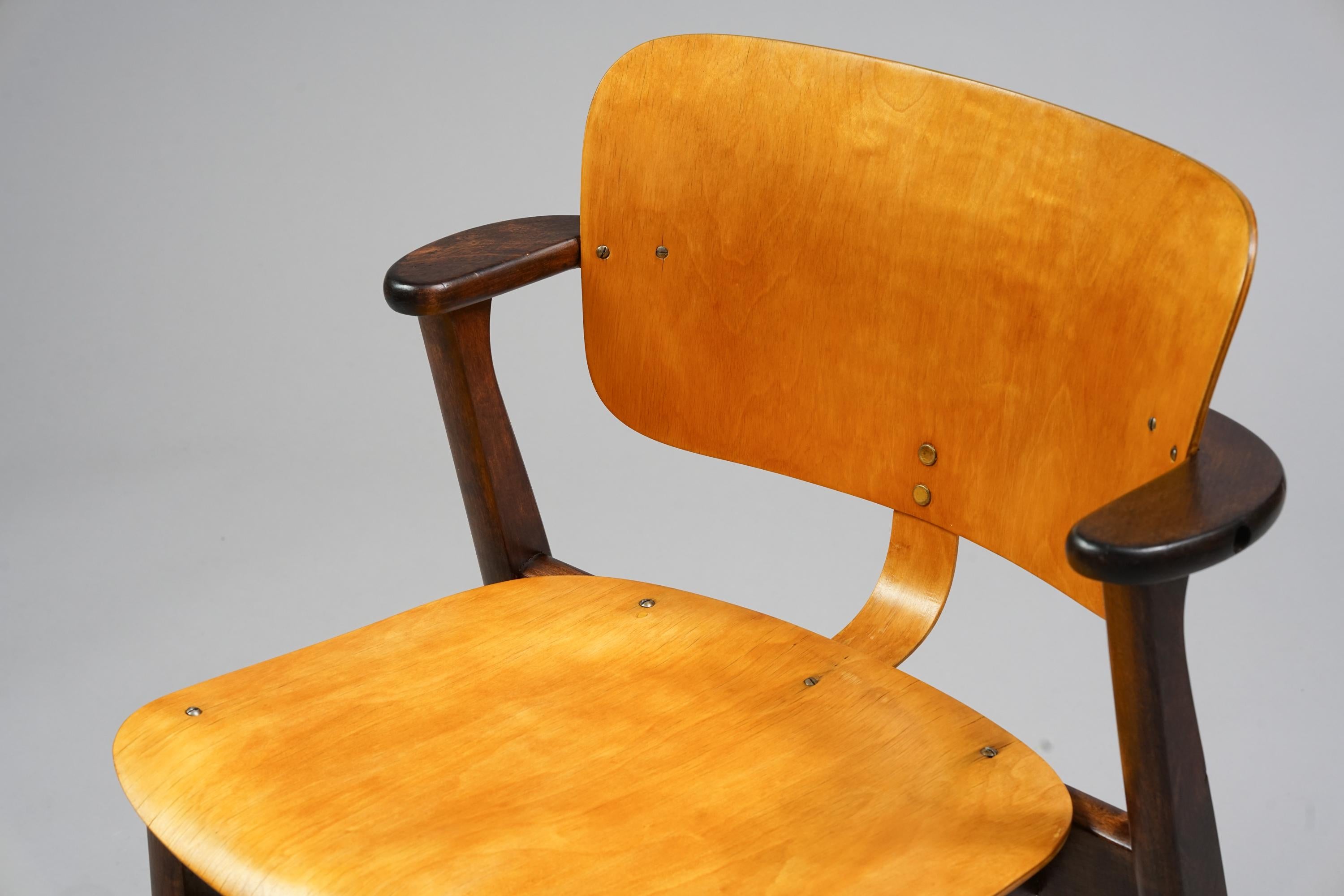 Mid-20th Century Model Domus Chair by Ilmari Tapiovaara from the 1950s