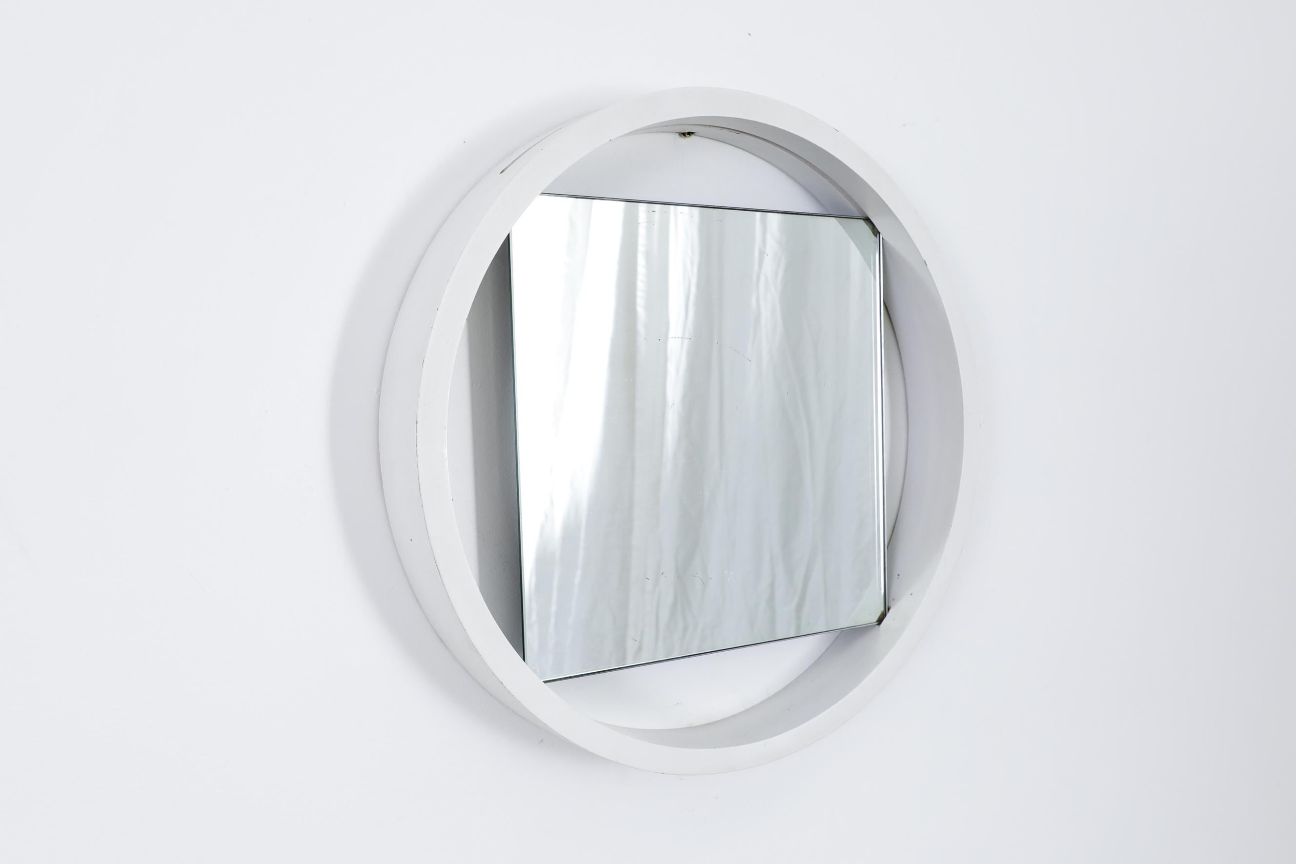 Model DZ84 mirror by Benno Premsela for 't Spectrum, 1950's. The model was in the Spectrum collection from 1964-1971. The mirror has a white lacquered frame and a square mirror that slides into the frame. The mirror without the frame measures