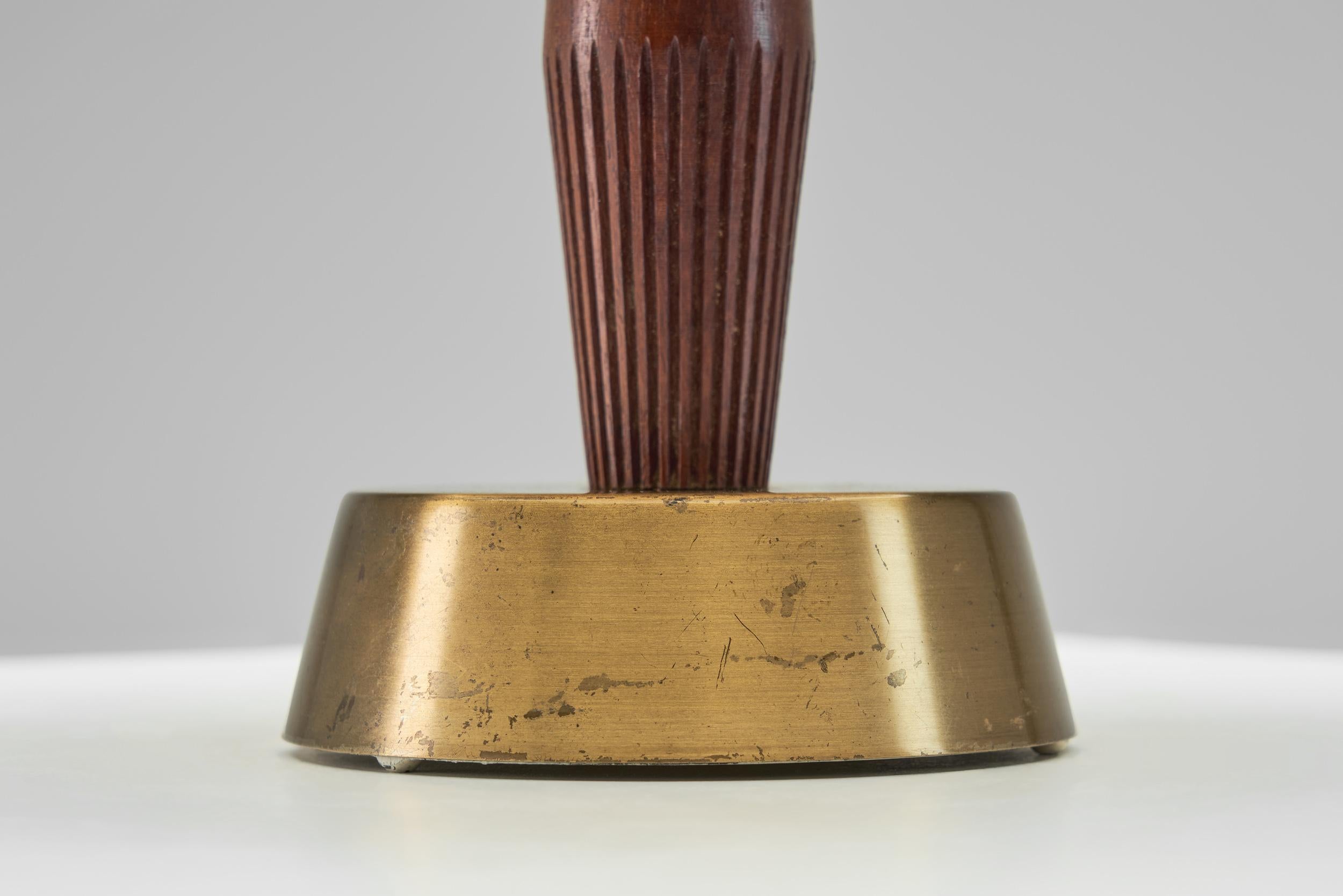 Lampe de bureau en laiton et bois modèle E1292 par ASEA, Suède 20e siècle 9