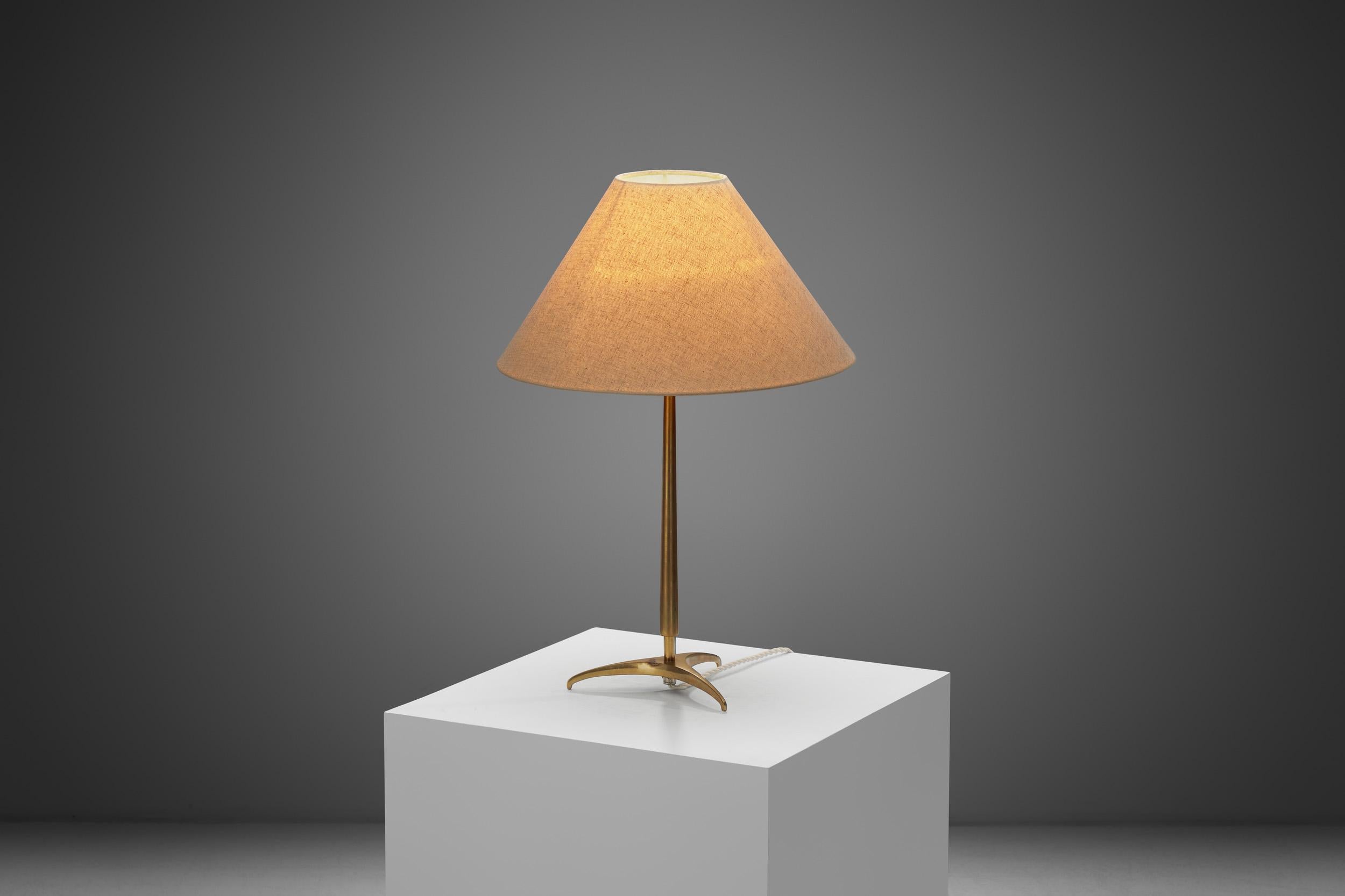 20ième siècle Model No E1342