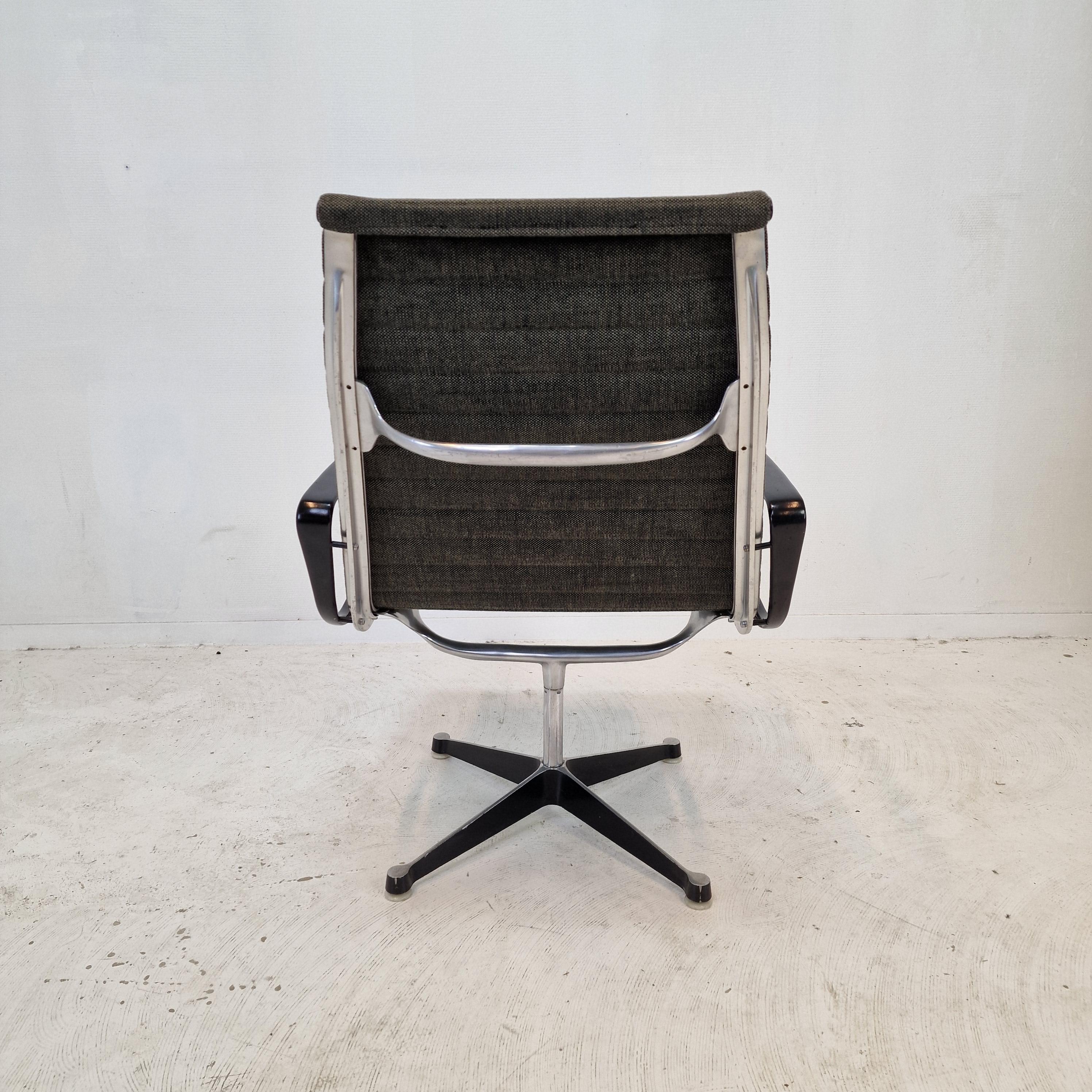 Fabric Model EA 116 Chair by Eames for Herman Miller, 1960's For Sale