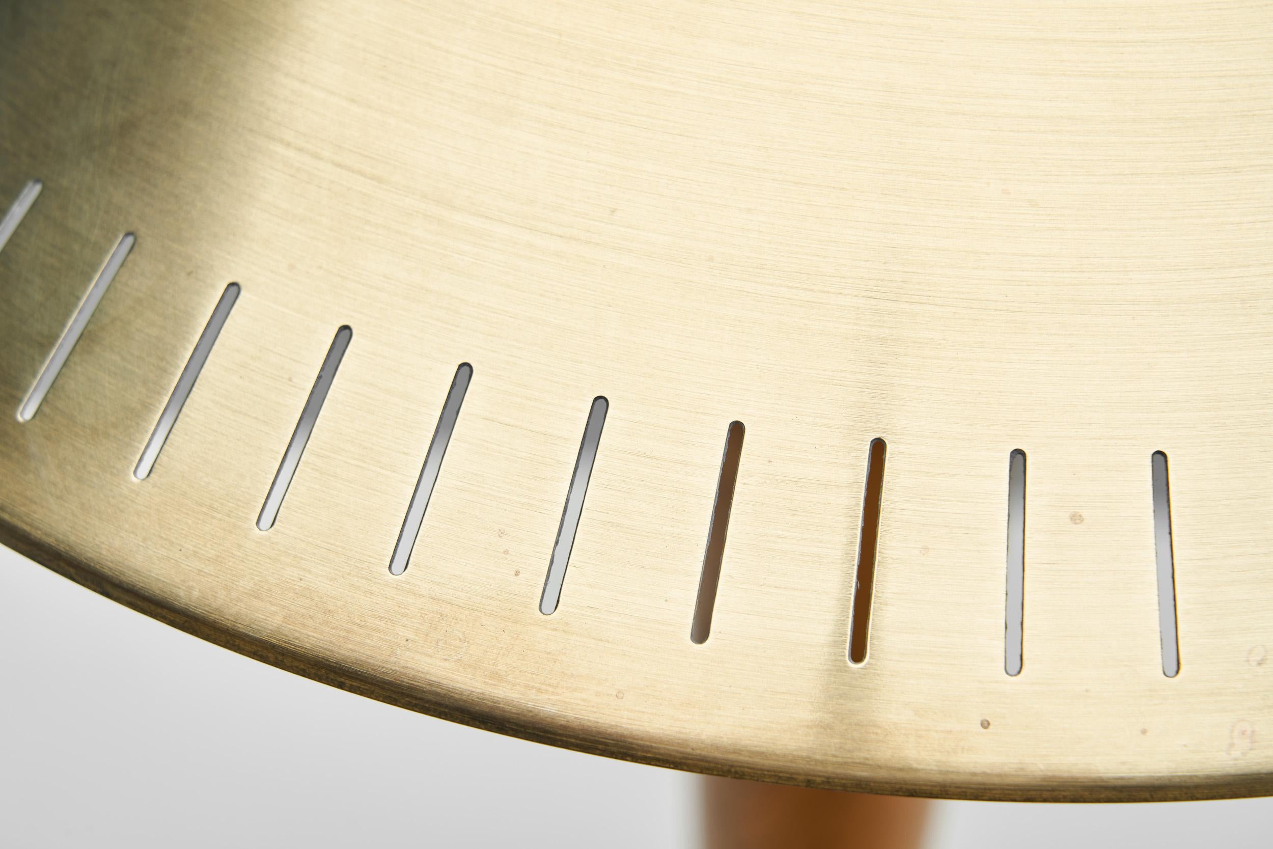 Lampe de bureauEA1288 en laiton et bois pour ASEA, Suède, vers les années 1940 en vente 7