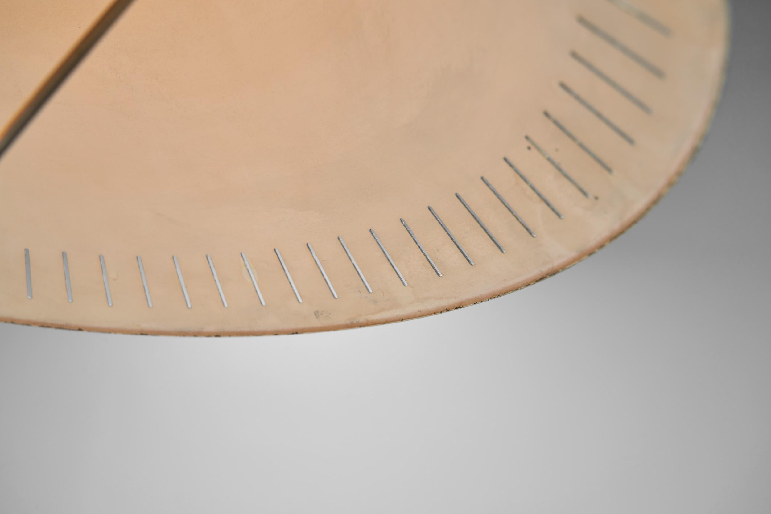Lampe de bureauEA1288 en laiton et bois pour ASEA, Suède, vers les années 1940 en vente 8