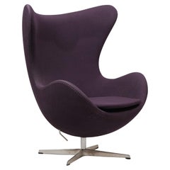 Model Egg Armchair,  Arne Jacobsen, Fritz Hansen, 21st Century