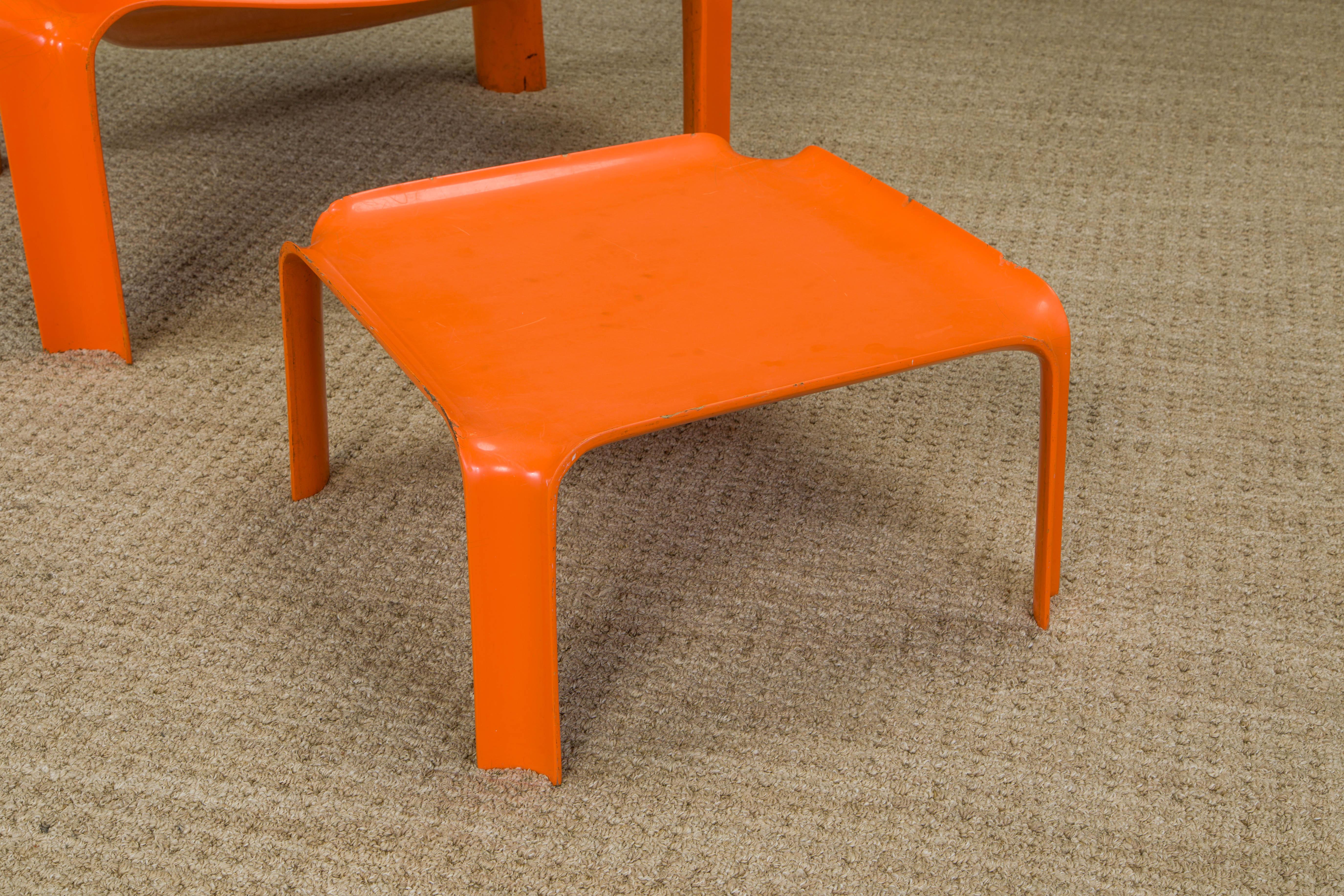 Model 'F303' Lounge Chairs & Side Table by Pierre Paulin for Artifort, c 1970s 12