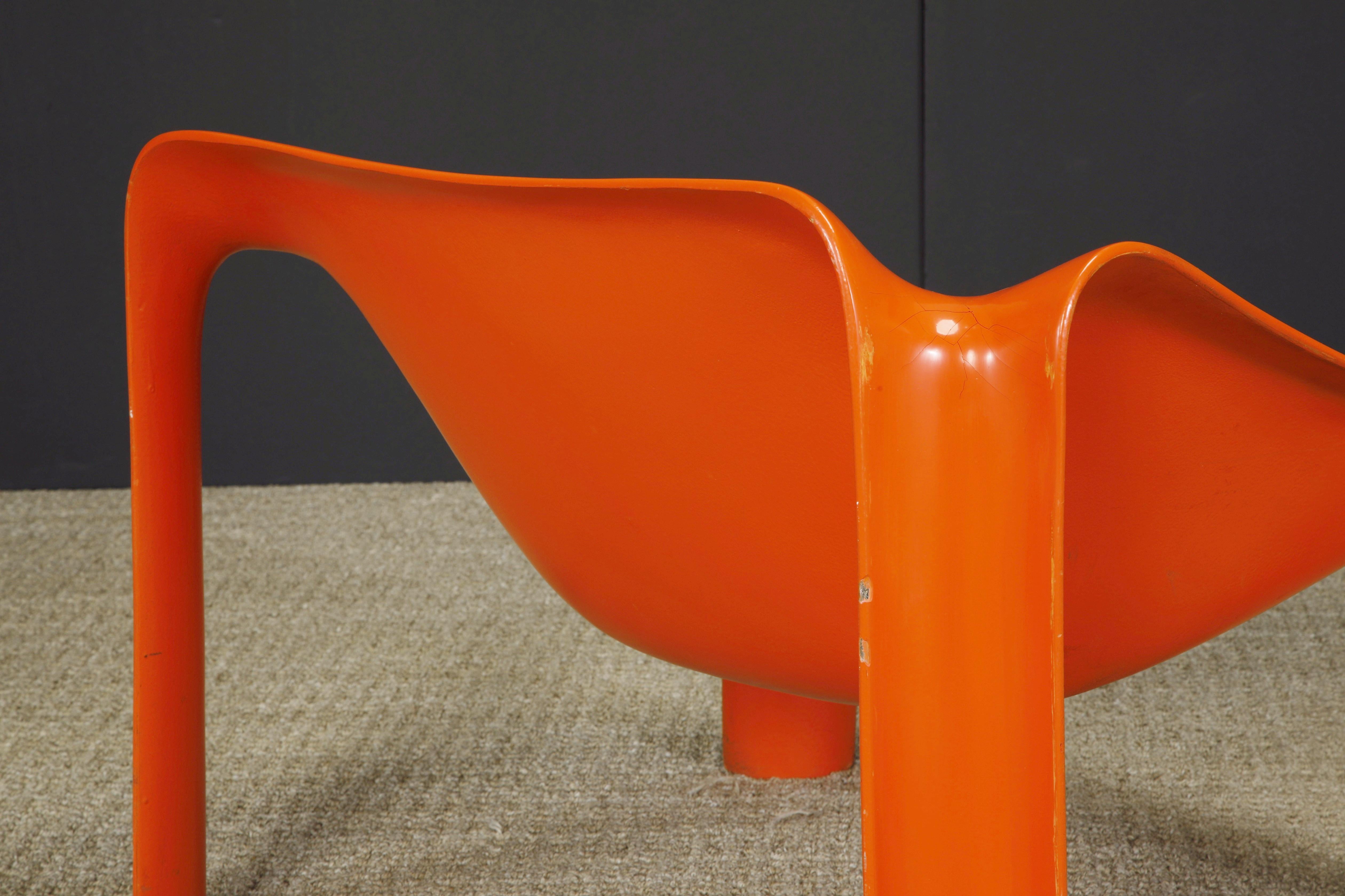 Model 'F303' Lounge Chairs & Side Table by Pierre Paulin for Artifort, c 1970s 13