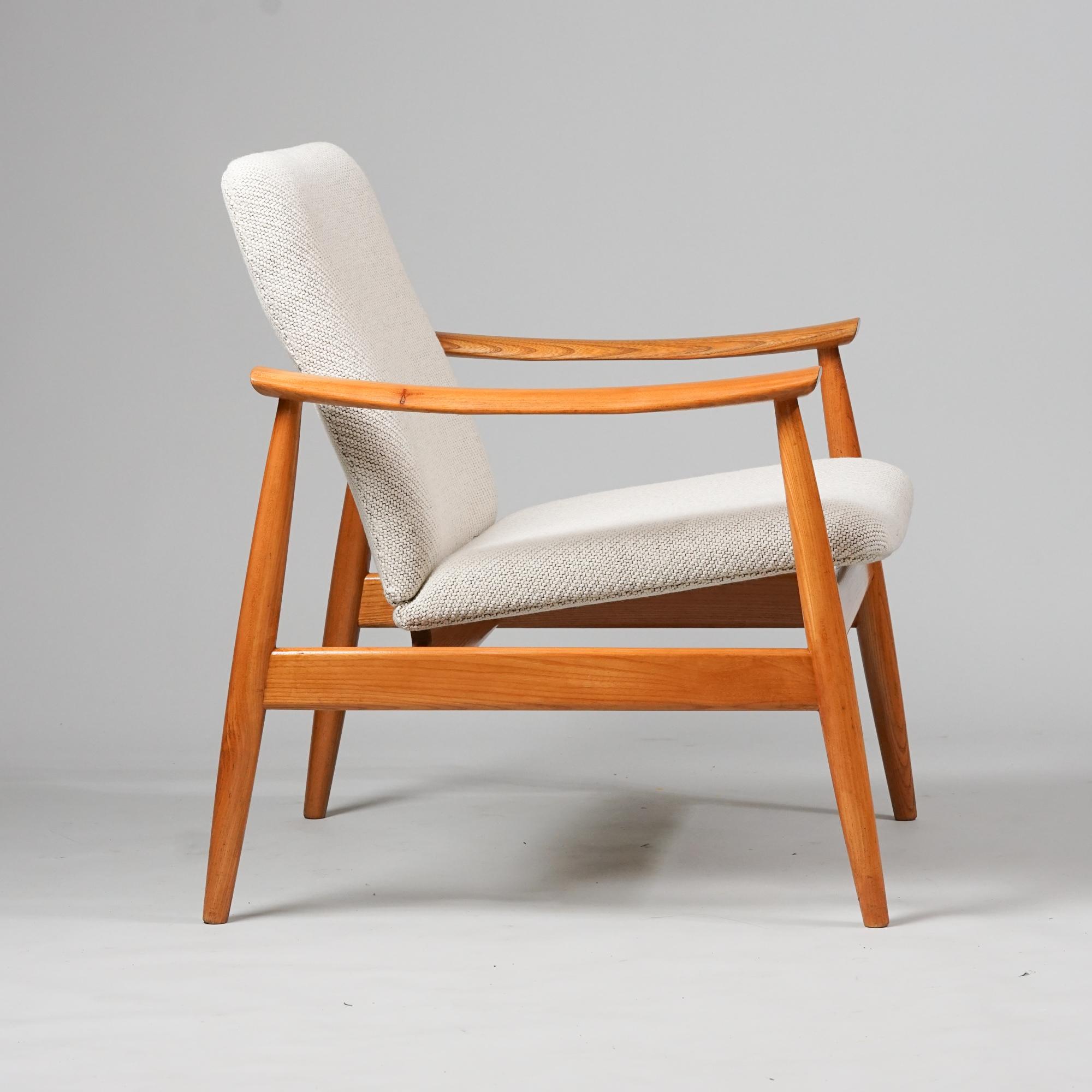 Scandinavian Modern Model FD 138 Armchair, Finn Juhl, France & Søn, 1960s For Sale