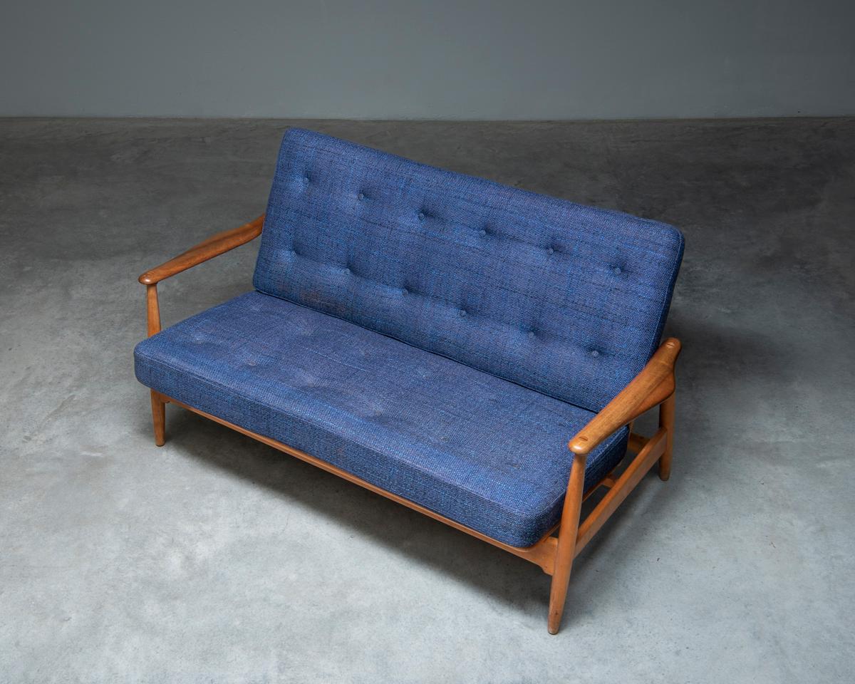 Model FD161 2-seater Sofa - Arne Vodder In Good Condition For Sale In Antwerpen, BE