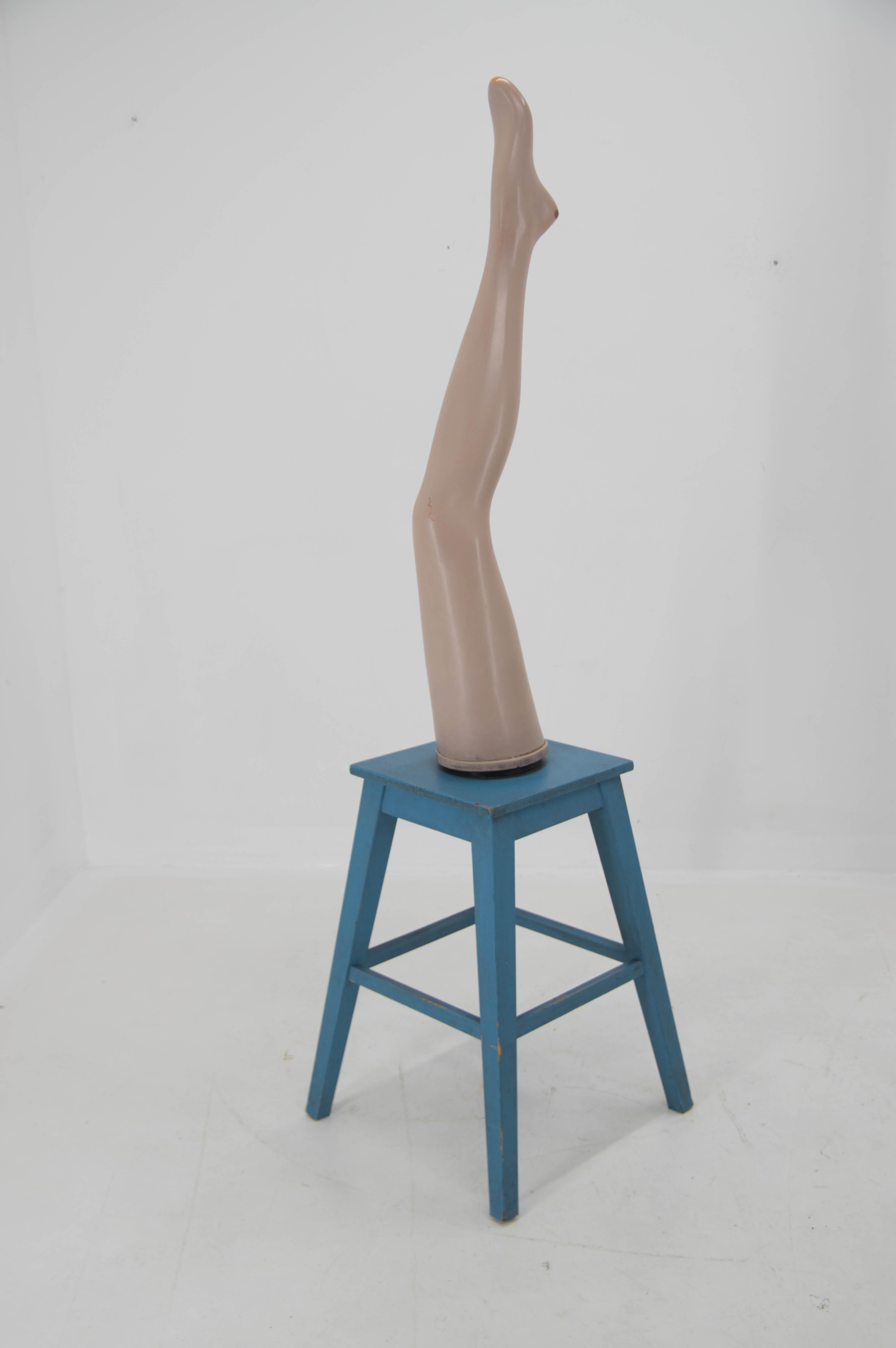 Swivel ladies leg on the stool used as a model for showing tights in textile factory in Czechoslovakia.
Another version with white leg also available.
Nice decorative object.
Shipping quote for US on request.