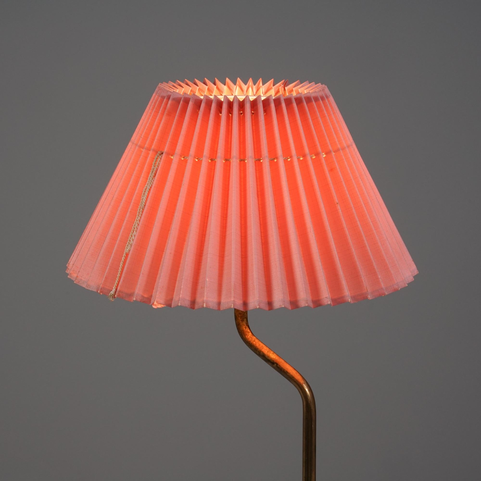 Brass Model G125-2 Floor Lamp, Nya Öia, Sweden, Mid-20th Century For Sale