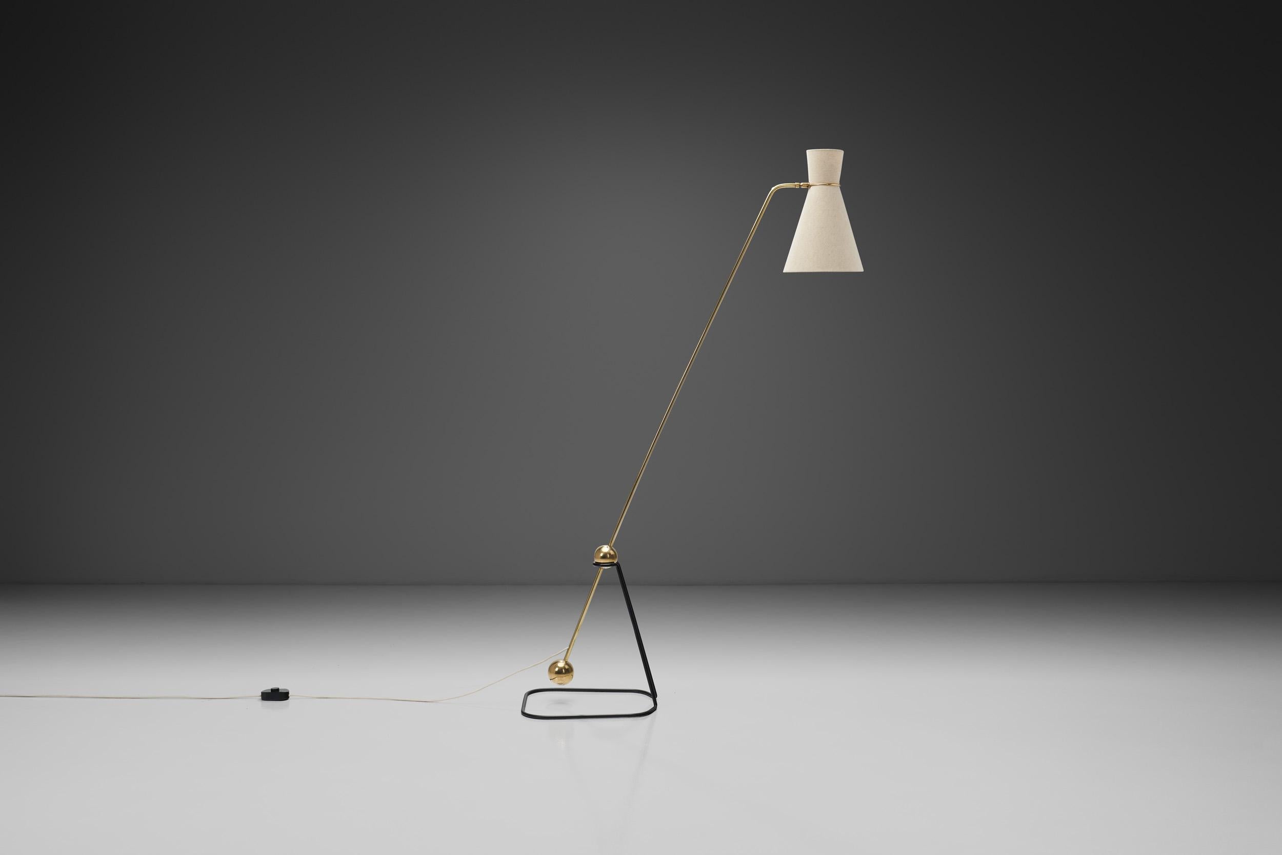 Mid-Century moderno Lampada da terra in ottone Model 