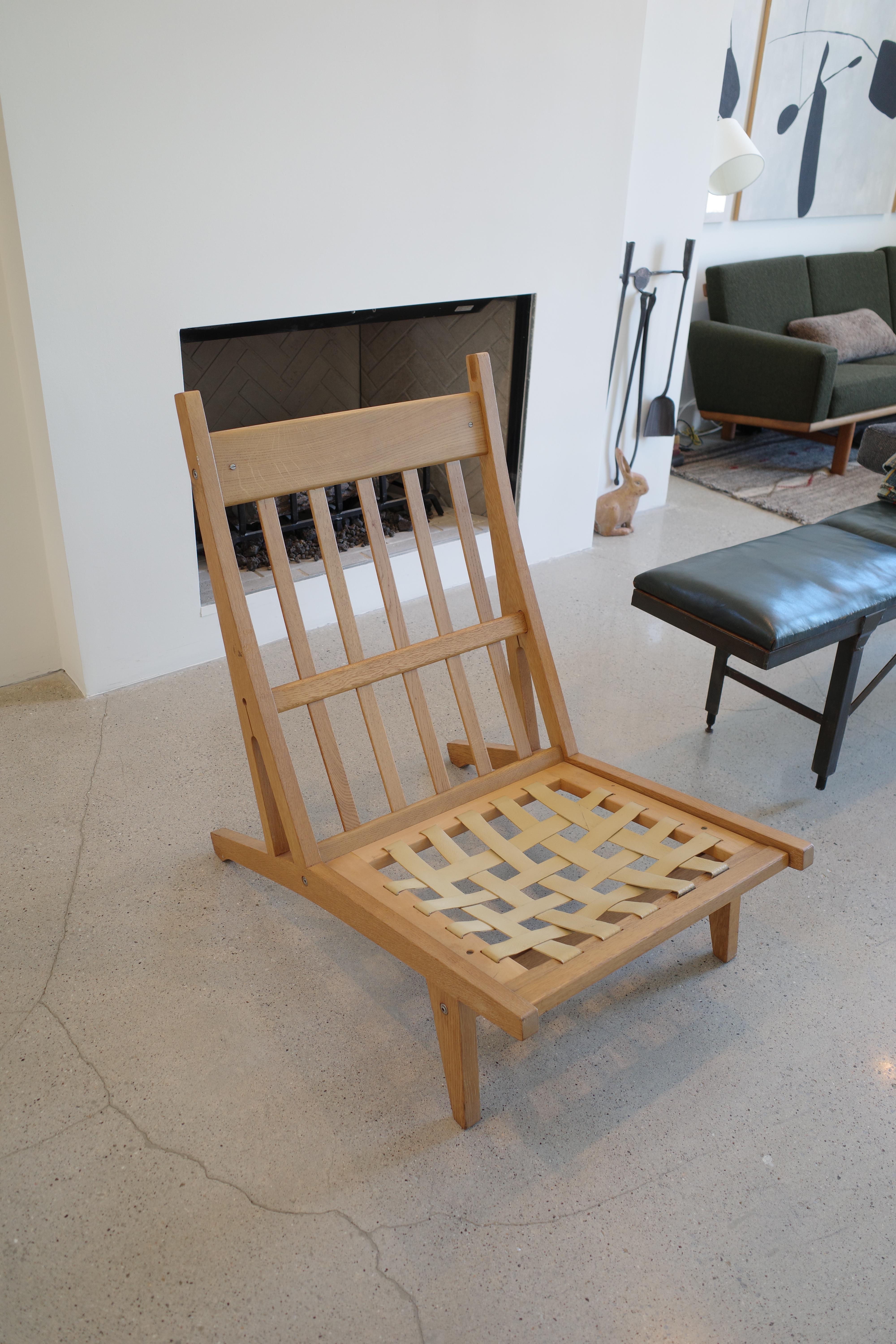 Sedie da salotto modello GE-375 in Oak di Hans Wegner per Getama in vendita 5