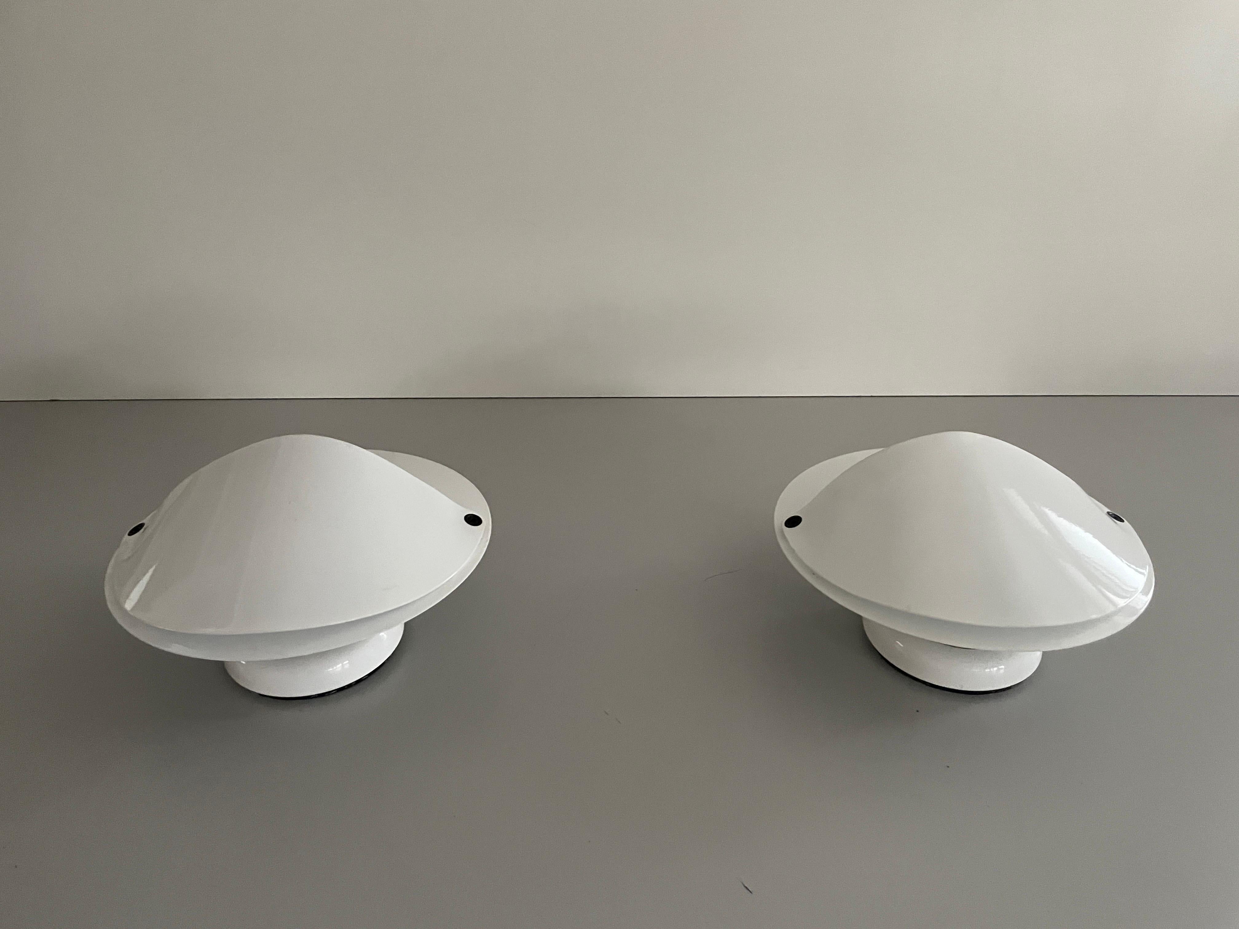 Space Age Model 