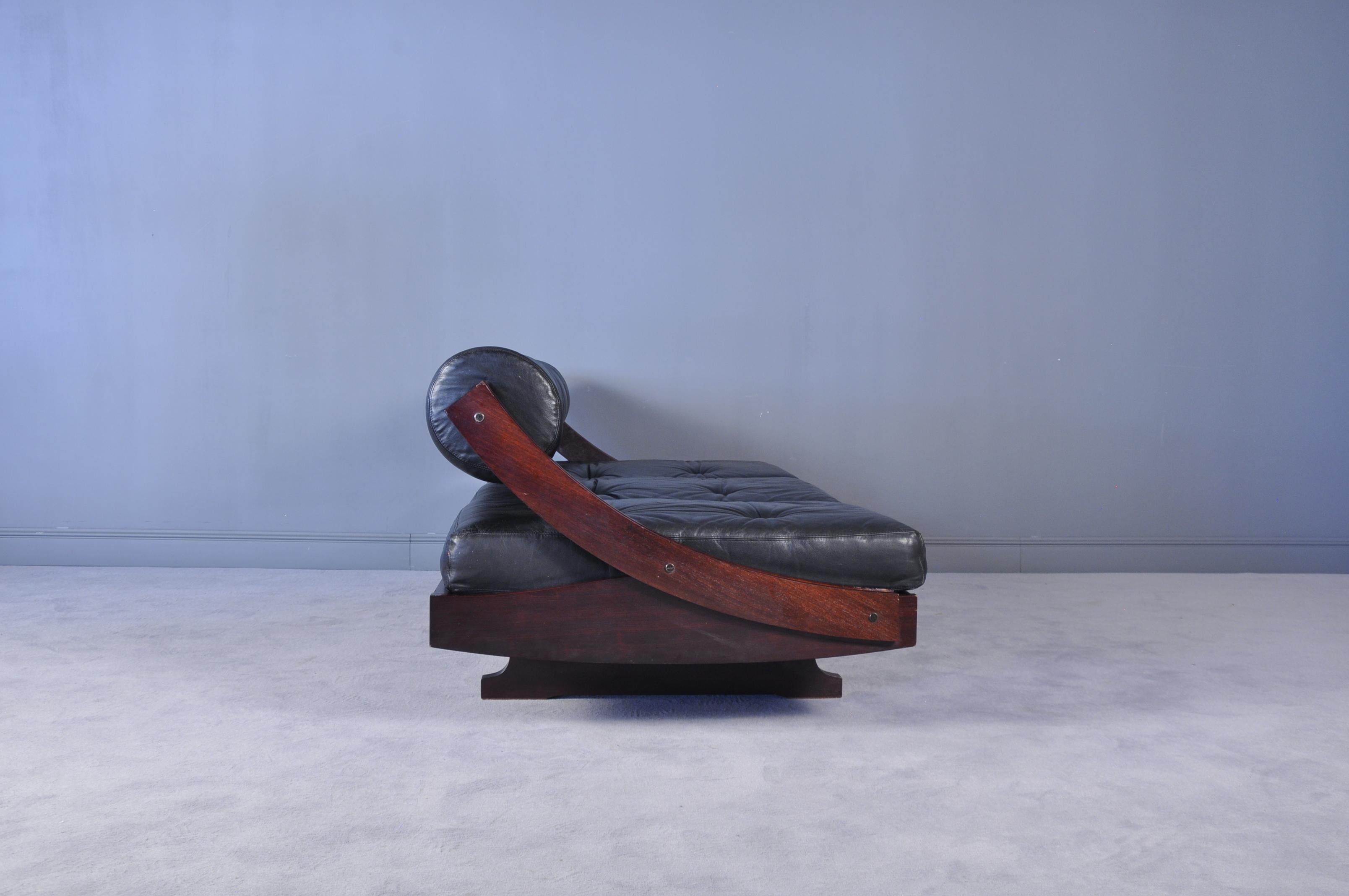 Model GS-195 Black Leather Daybed by Gianni Songia for Sormani, 1963 9