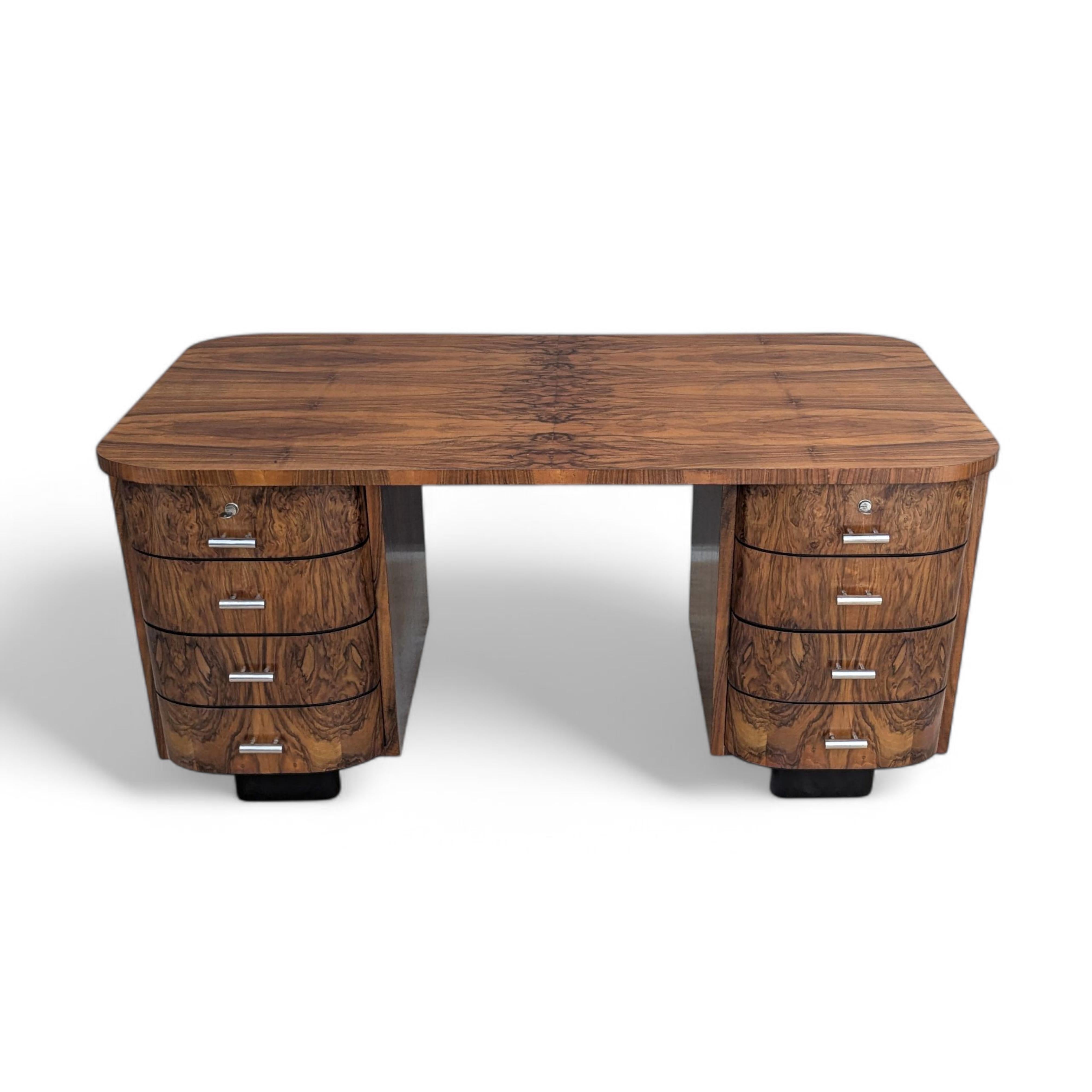 Mid-20th Century Model H 178 Executive Desk by Jindřich Halabala for UP Zàvody, 1930s