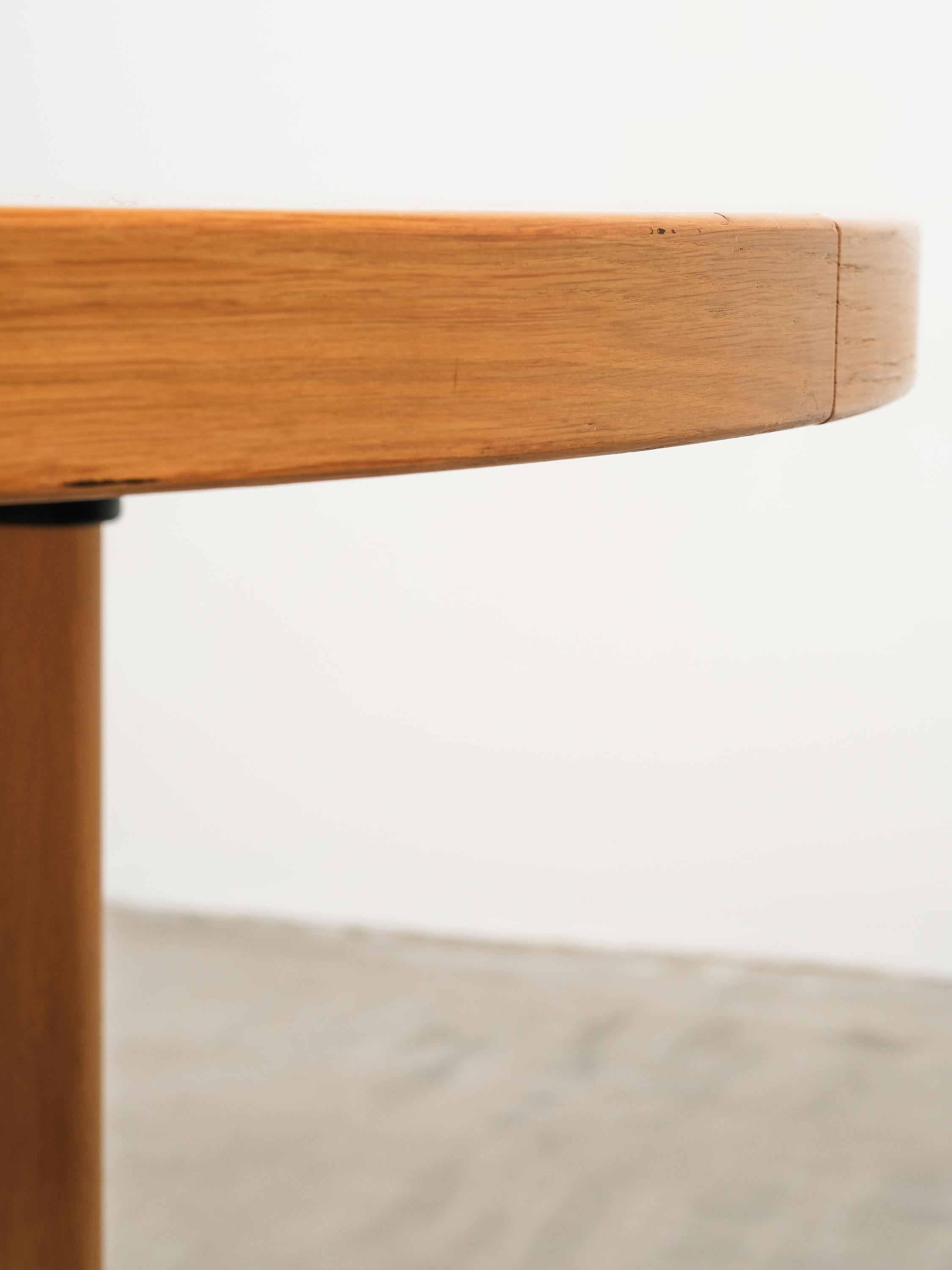 Model H93 Extendable Dining Table in Oak by Alvar Aalto for Artek, 1960s/70s 4