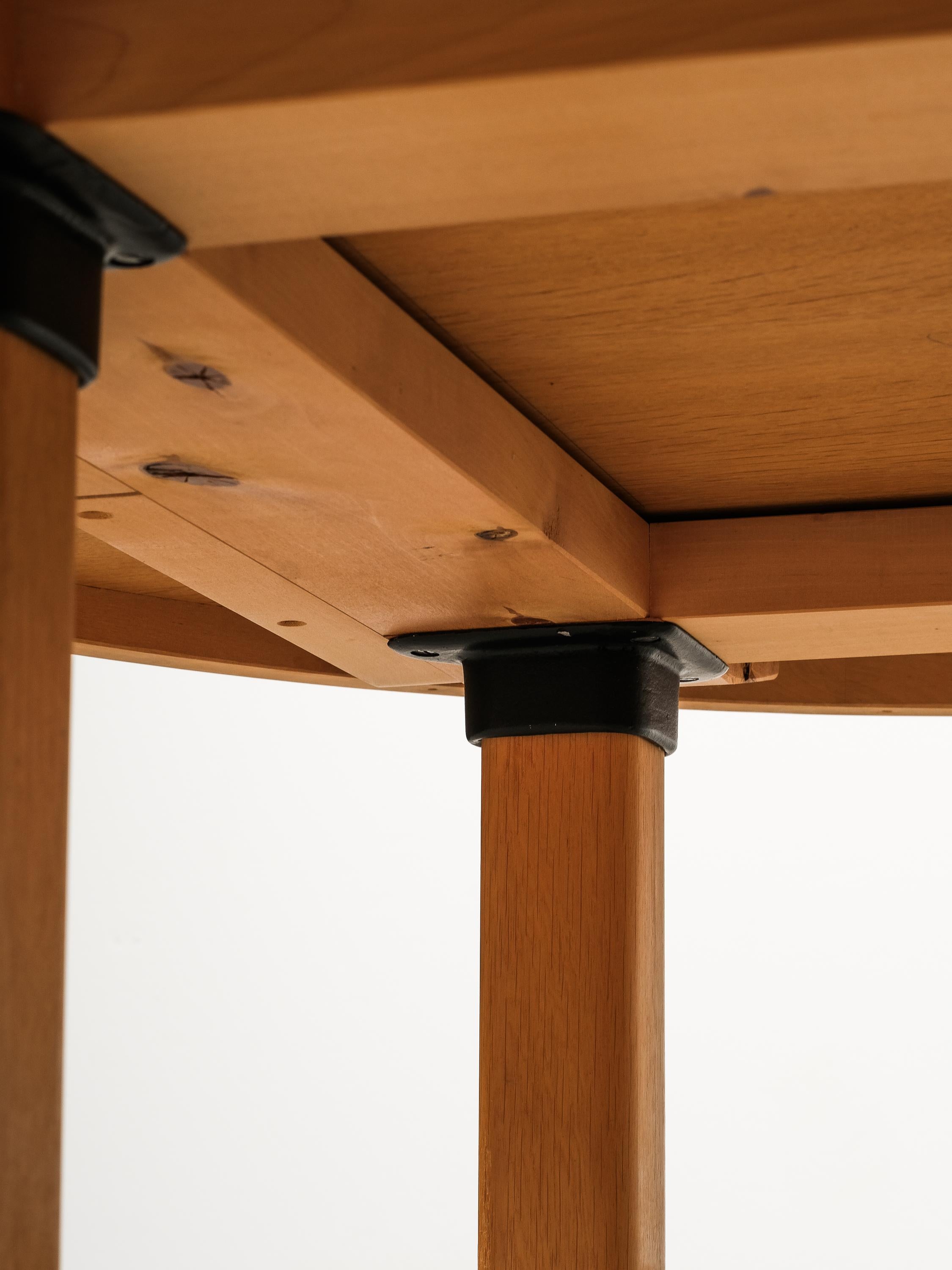 Model H93 Extendable Dining Table in Oak by Alvar Aalto for Artek, 1960s/70s 2