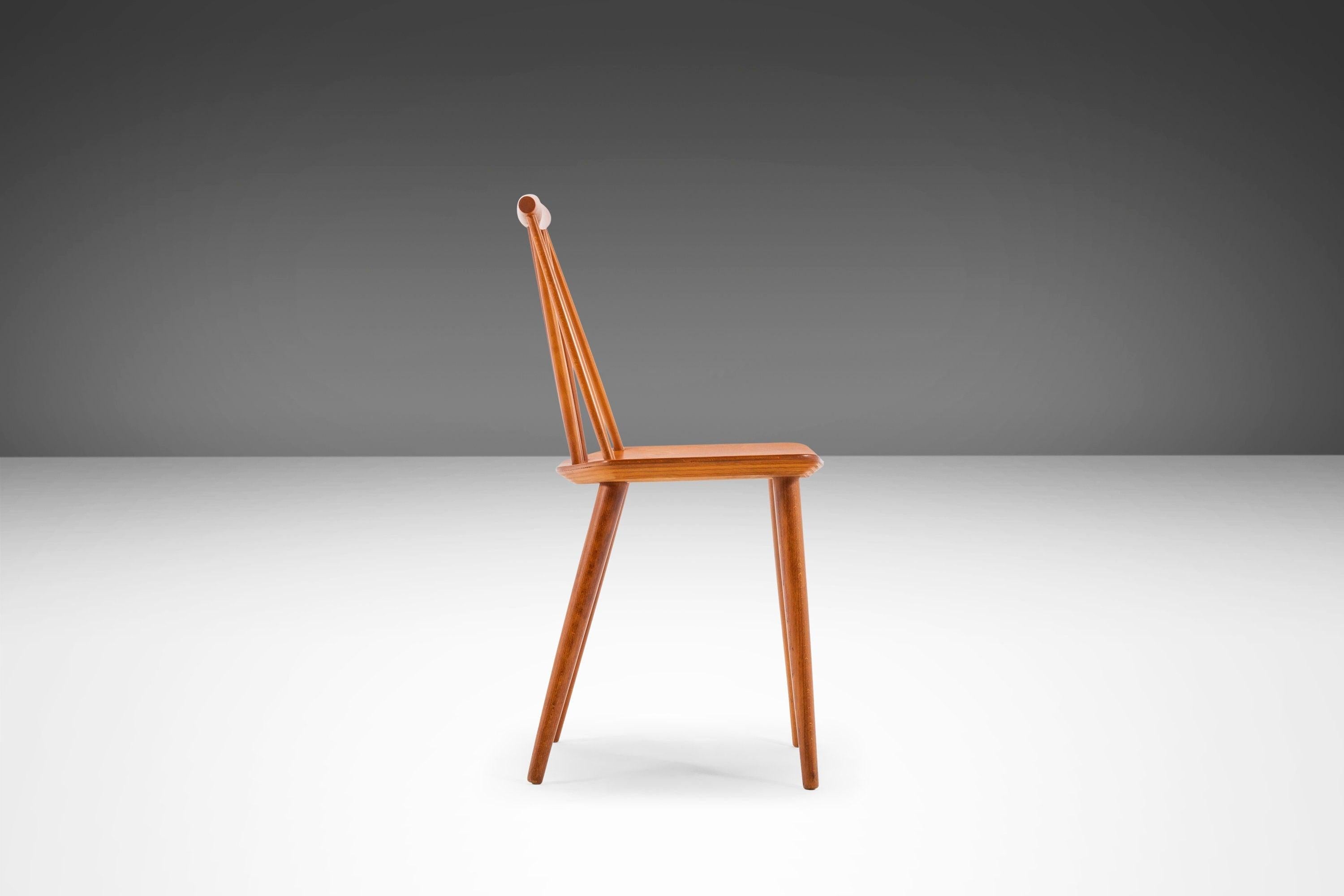 Mid-Century Modern Model J 77 'Farmhouse' Chair in Teak by Folke Palsson for FDB Møbelfabrik, 1960s For Sale