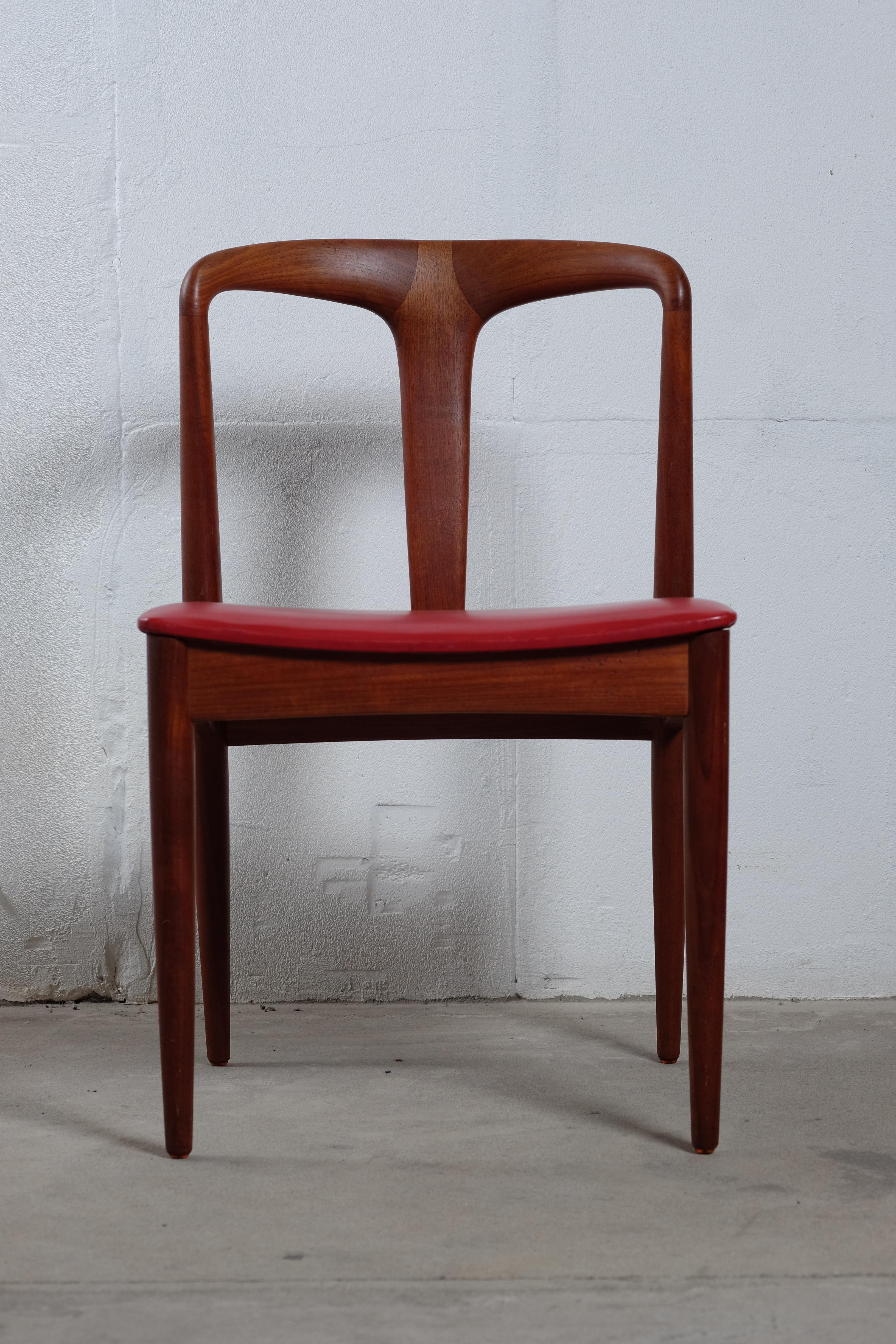 Danish Model Juliane Dining Chairs by Johannes Andersen for Vamo Sønderborg, 1960s For Sale