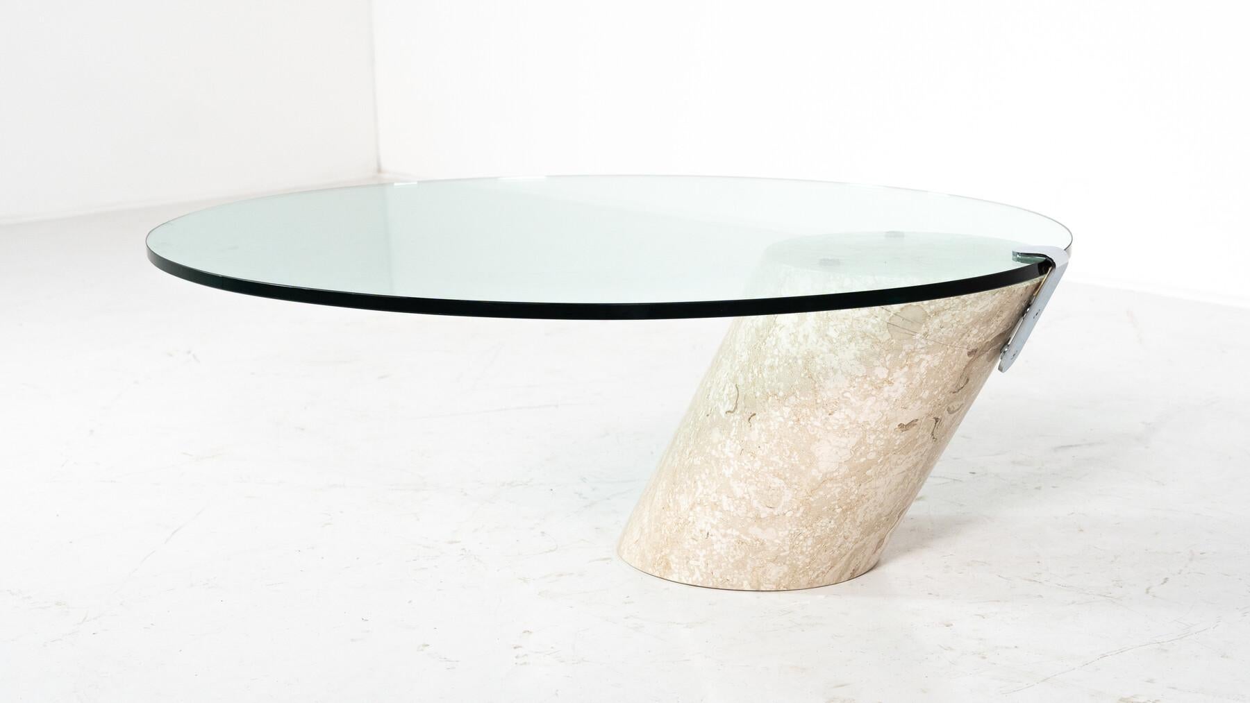 Table basse modèle K1000 en travertin et verre par Team Form en vente 10