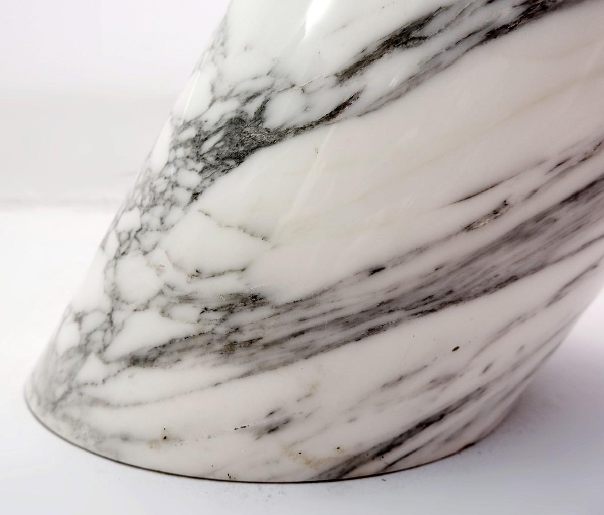 Model K1000 White Marble and Glass Coffee Table by Team Form for Ronald Schmitt 2