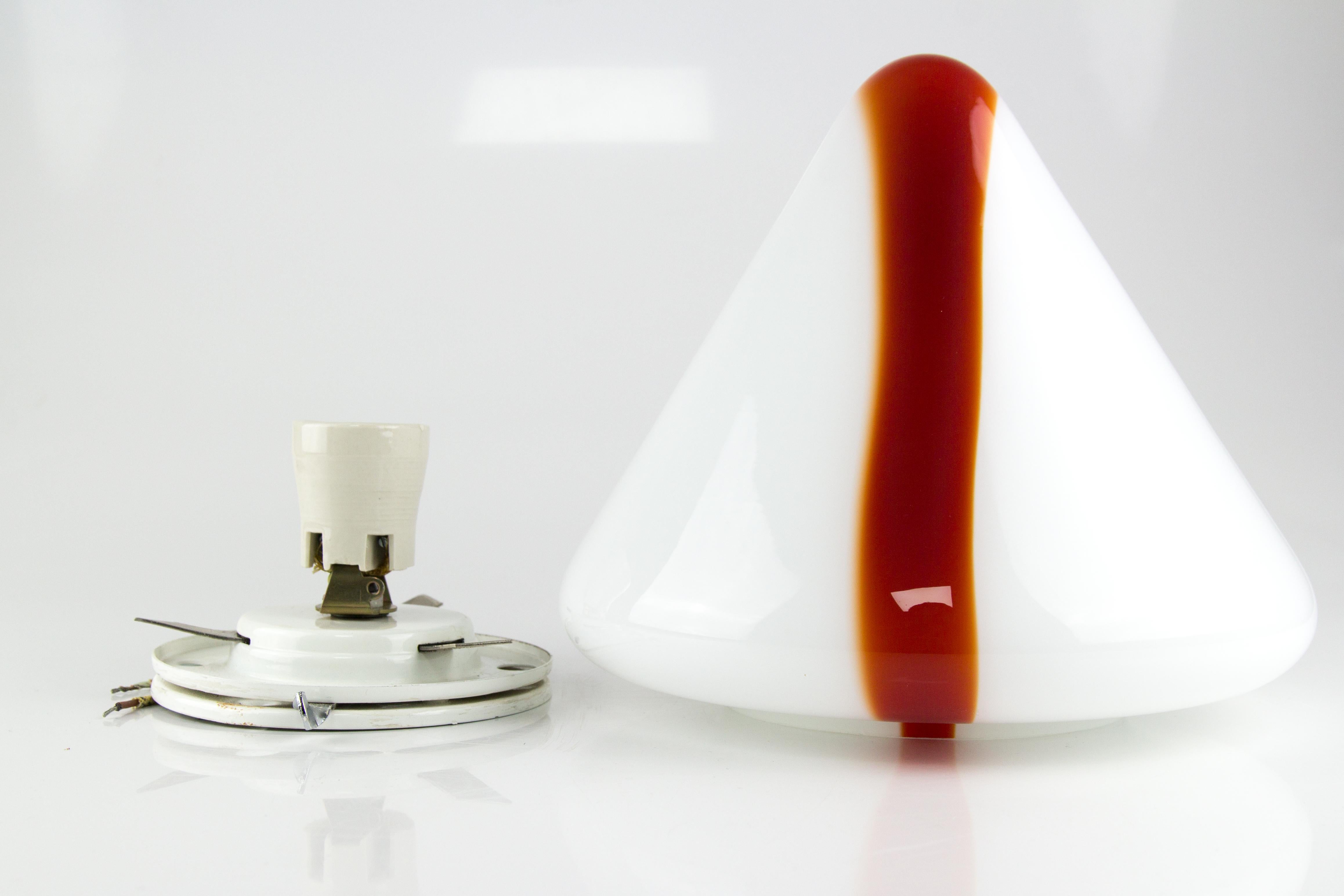 Model MICO Murano White & Red Glass Ceiling Lamp by Renato Toso for Leucos, 1972 For Sale 9