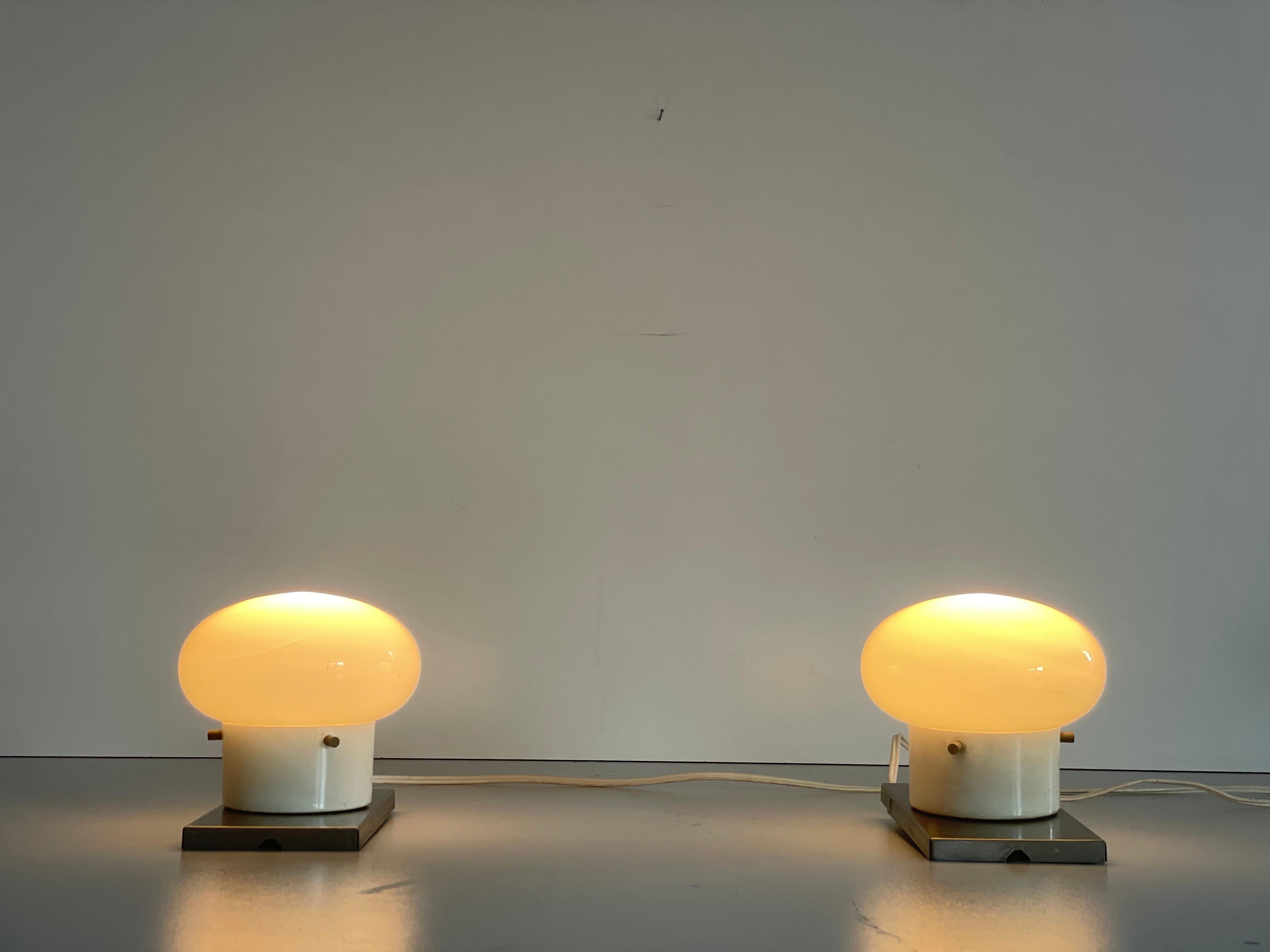 Model Modulo Glass and Chrome Pair of Wall Lamps by S.T. Valenti, 1970s, Italy For Sale 5