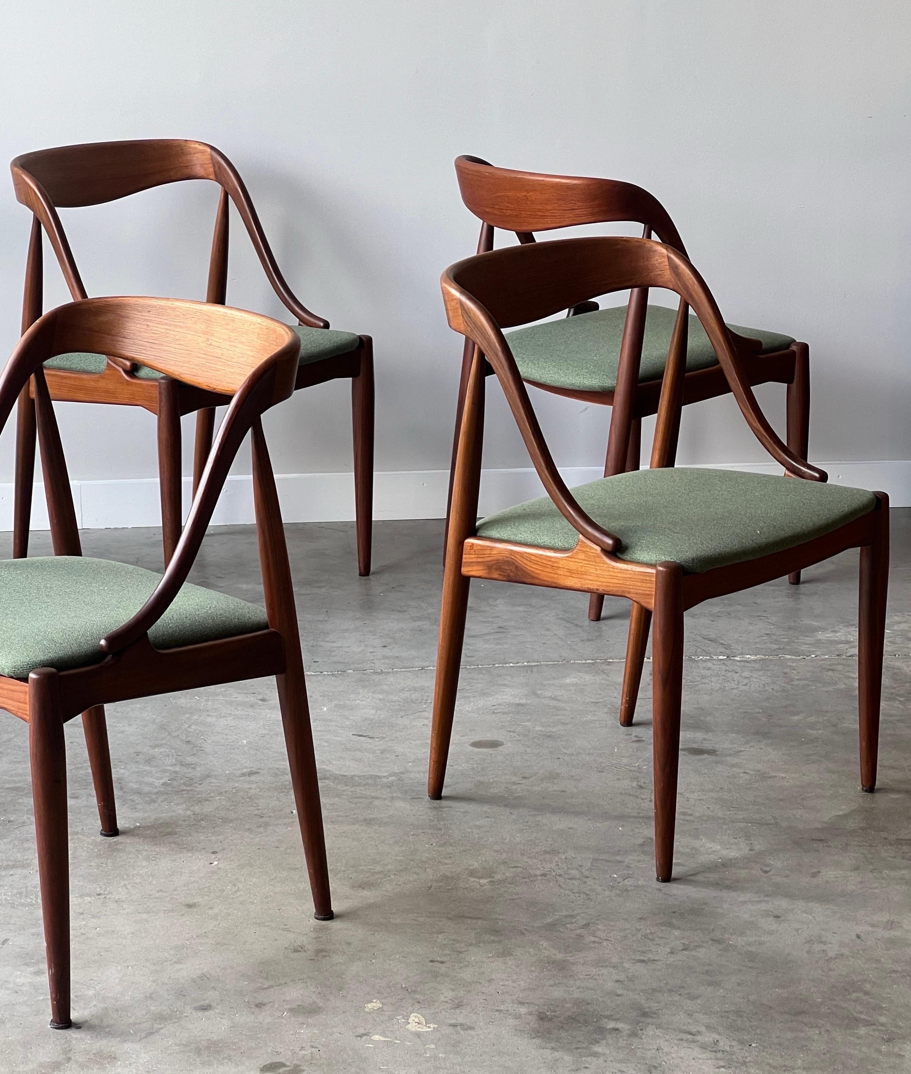 Danish Model No. 16 Dining Chairs by Johannes Andersen - Set of Six