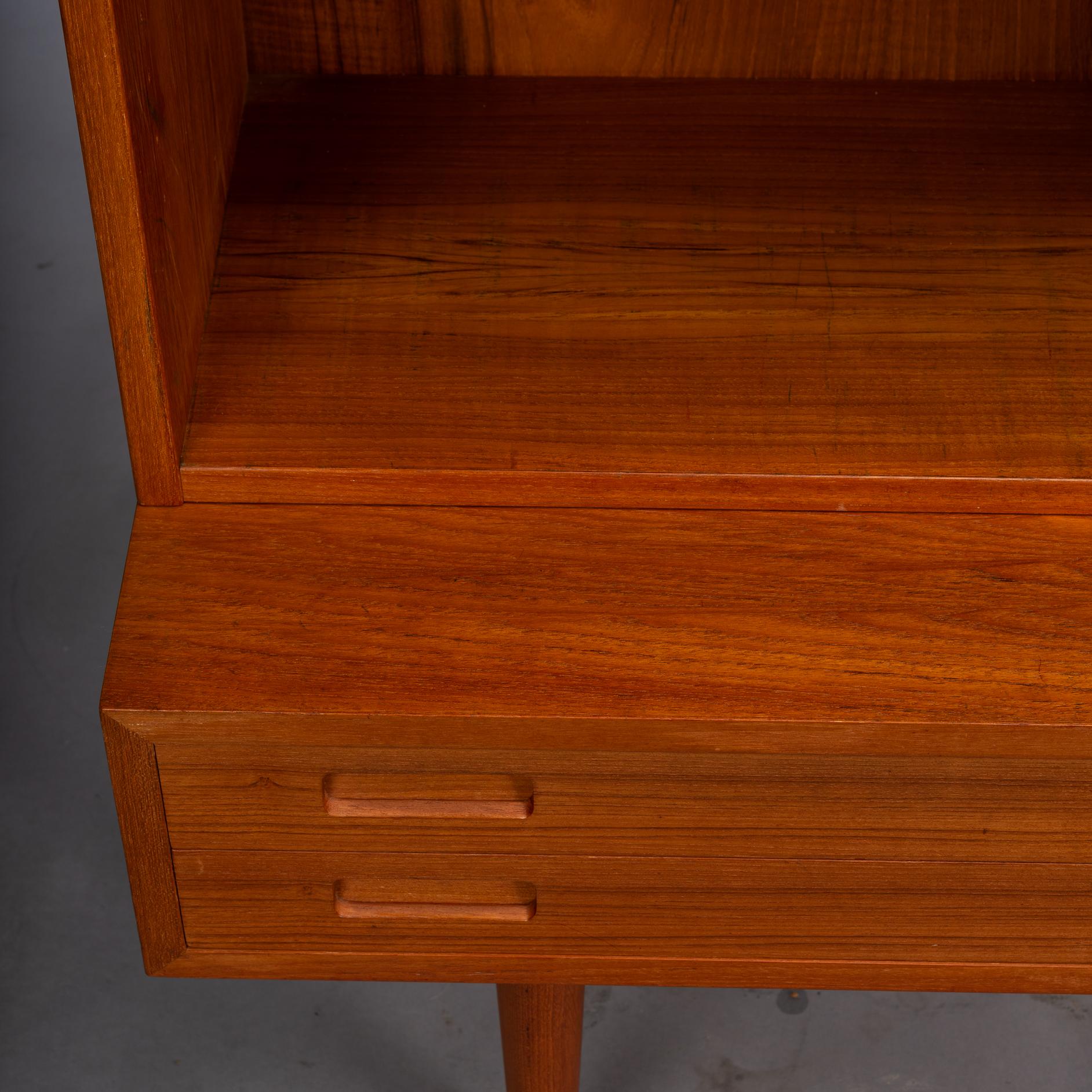 Model No. 26 Teak Sideboard and Bookcase by Hundevad & Co, 1960s For Sale 5