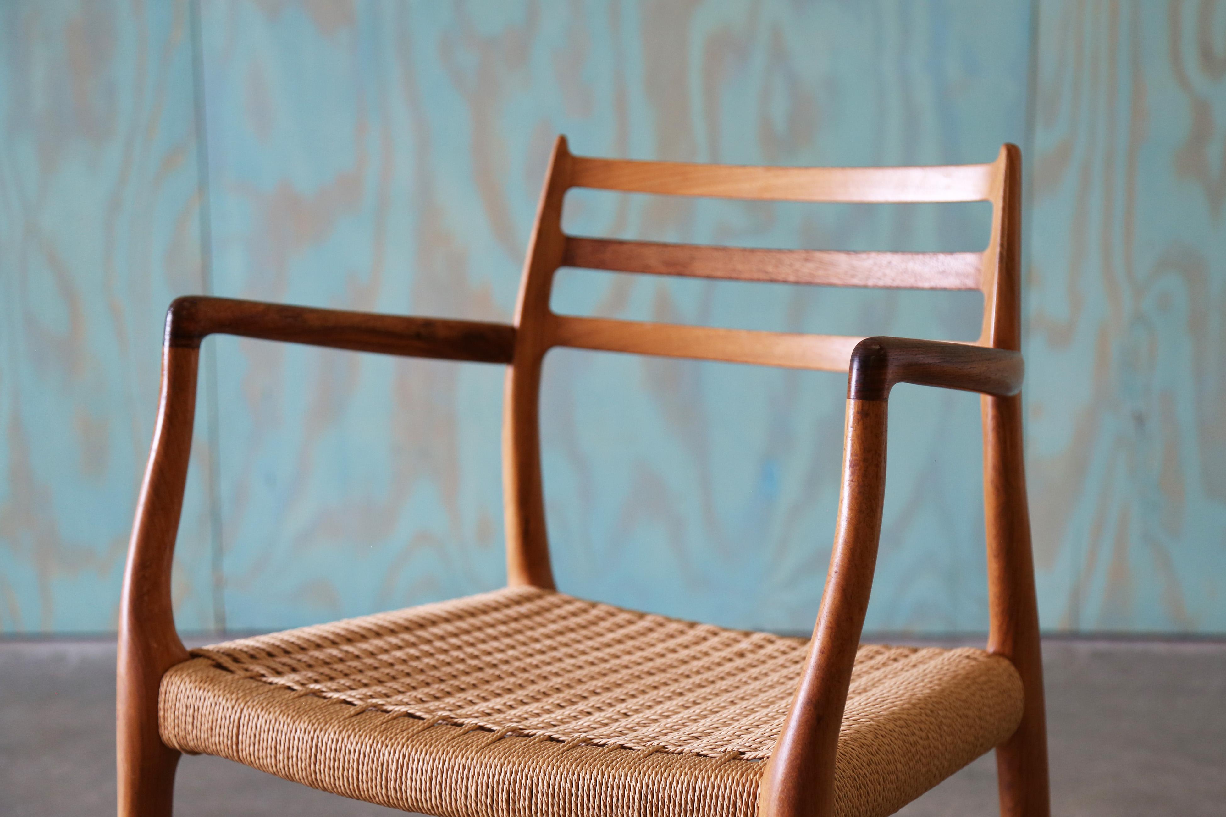 Model no. 62 Rosewood Carver Armchair by Niels Møller, Denmark, circa 1962 For Sale 1