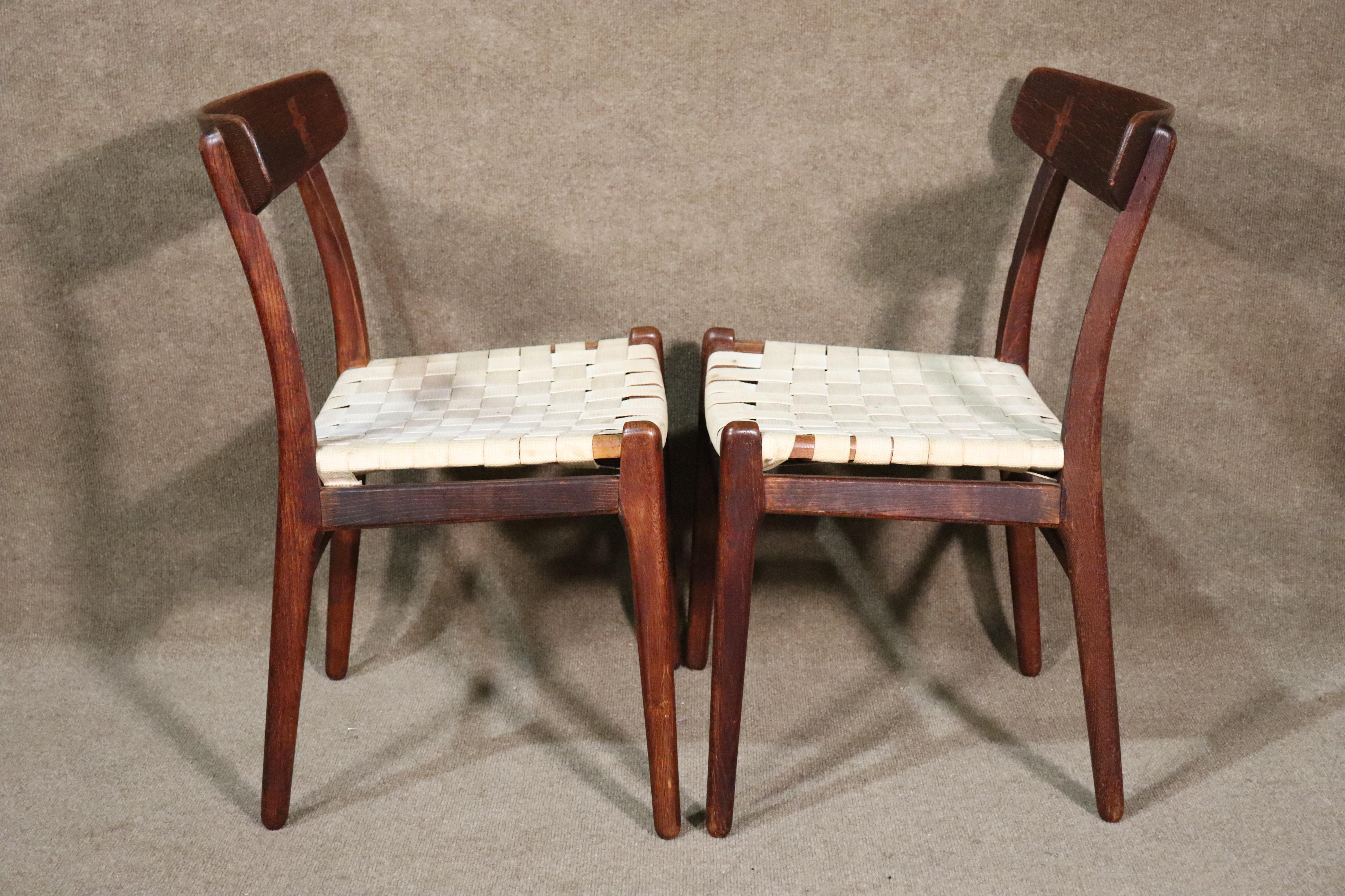 Model no. CH-23 Dining Chairs by Hans Wegner In Good Condition For Sale In Brooklyn, NY