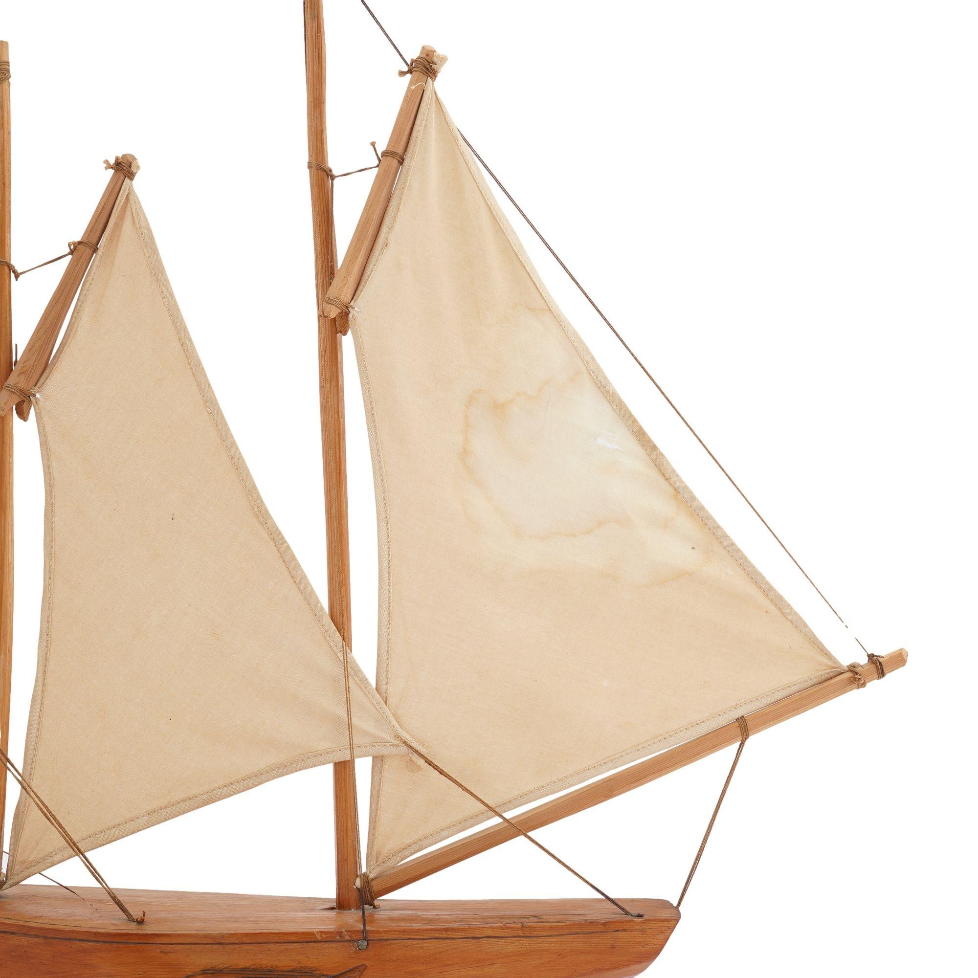 Model of a New England Fishing Boat, 1900’s For Sale 3