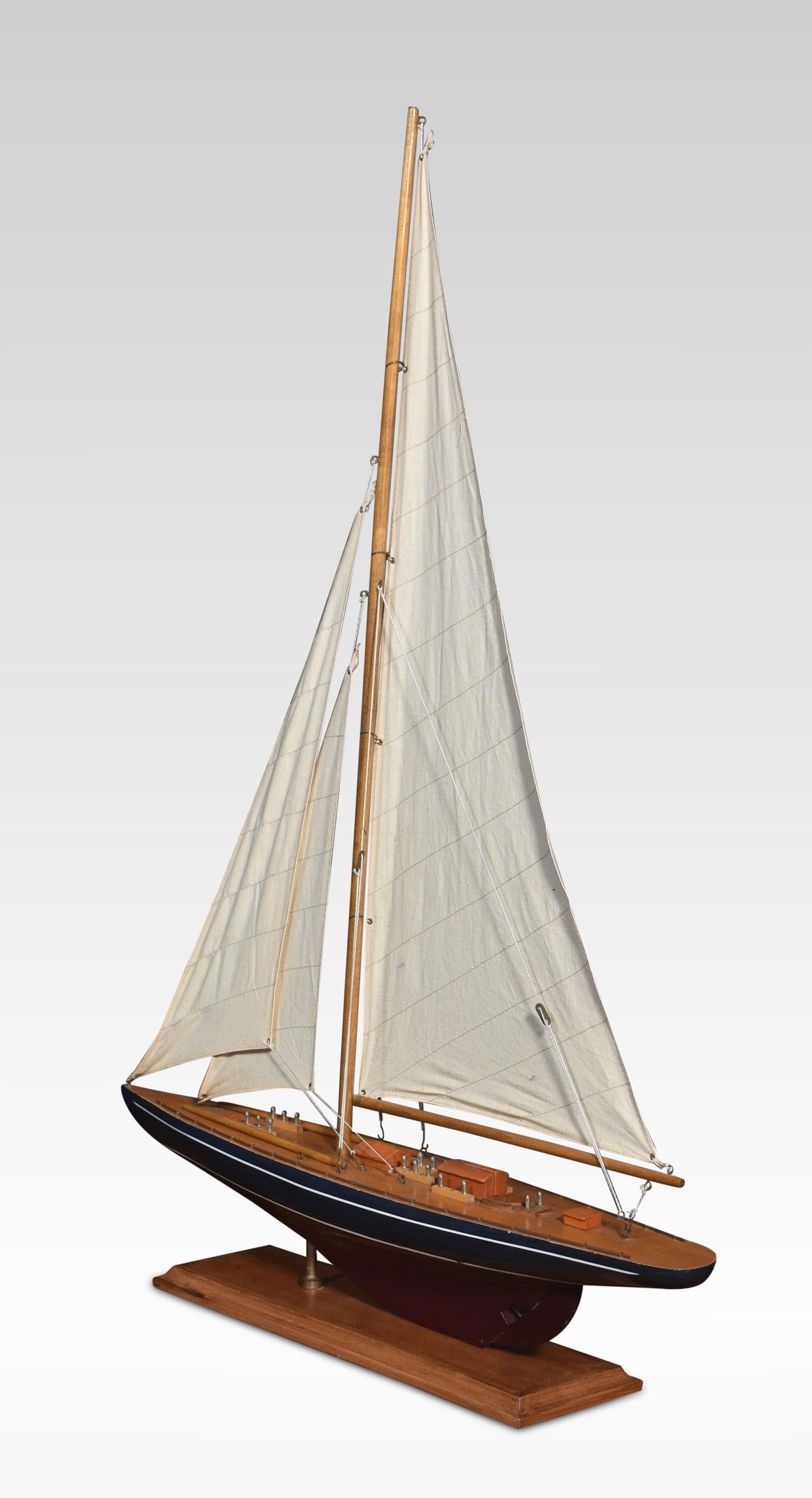  Model of a sailing Yacht In Good Condition For Sale In Cheshire, GB