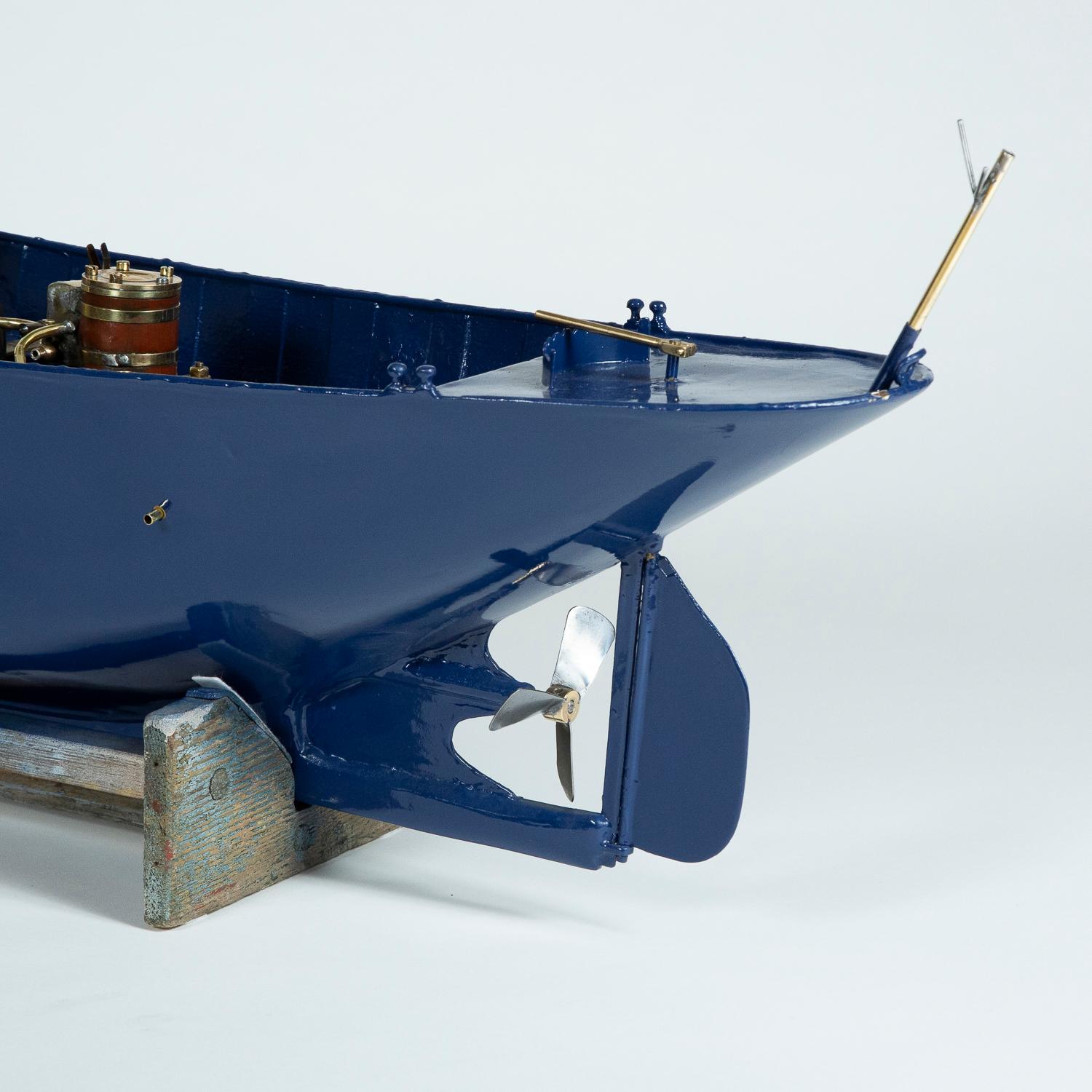 Model of a Steamboat, with Live-Steam Engine 3