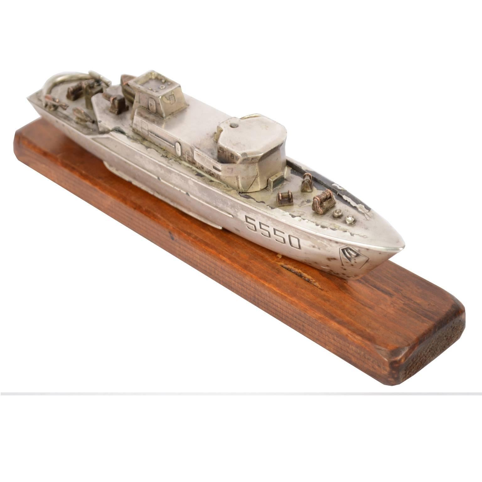 Late 20th Century Model of an Italian Navy 5500 Ship, Brass and Wood, 1970s