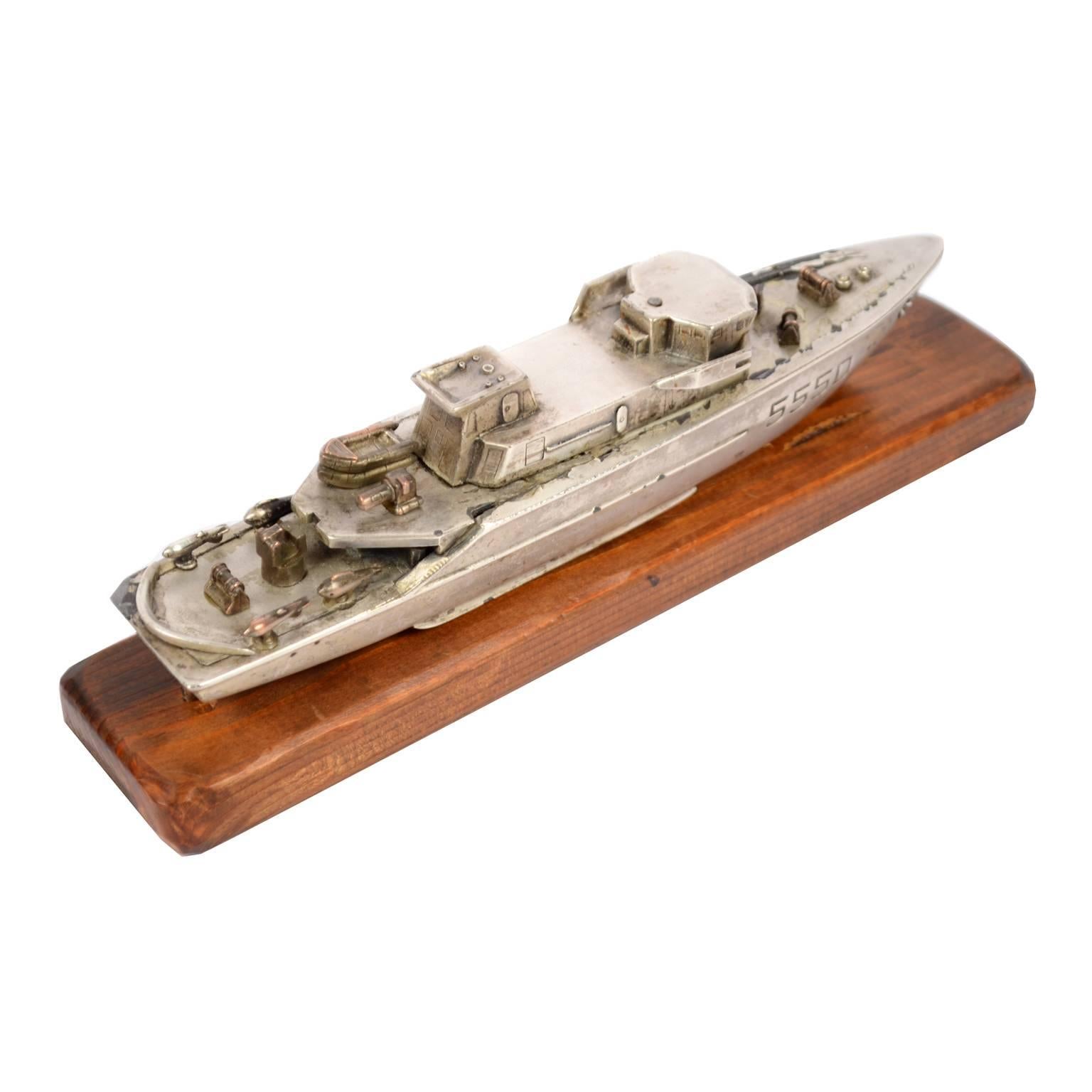 Model of an Italian Navy 5500 Ship, Brass and Wood, 1970s 2