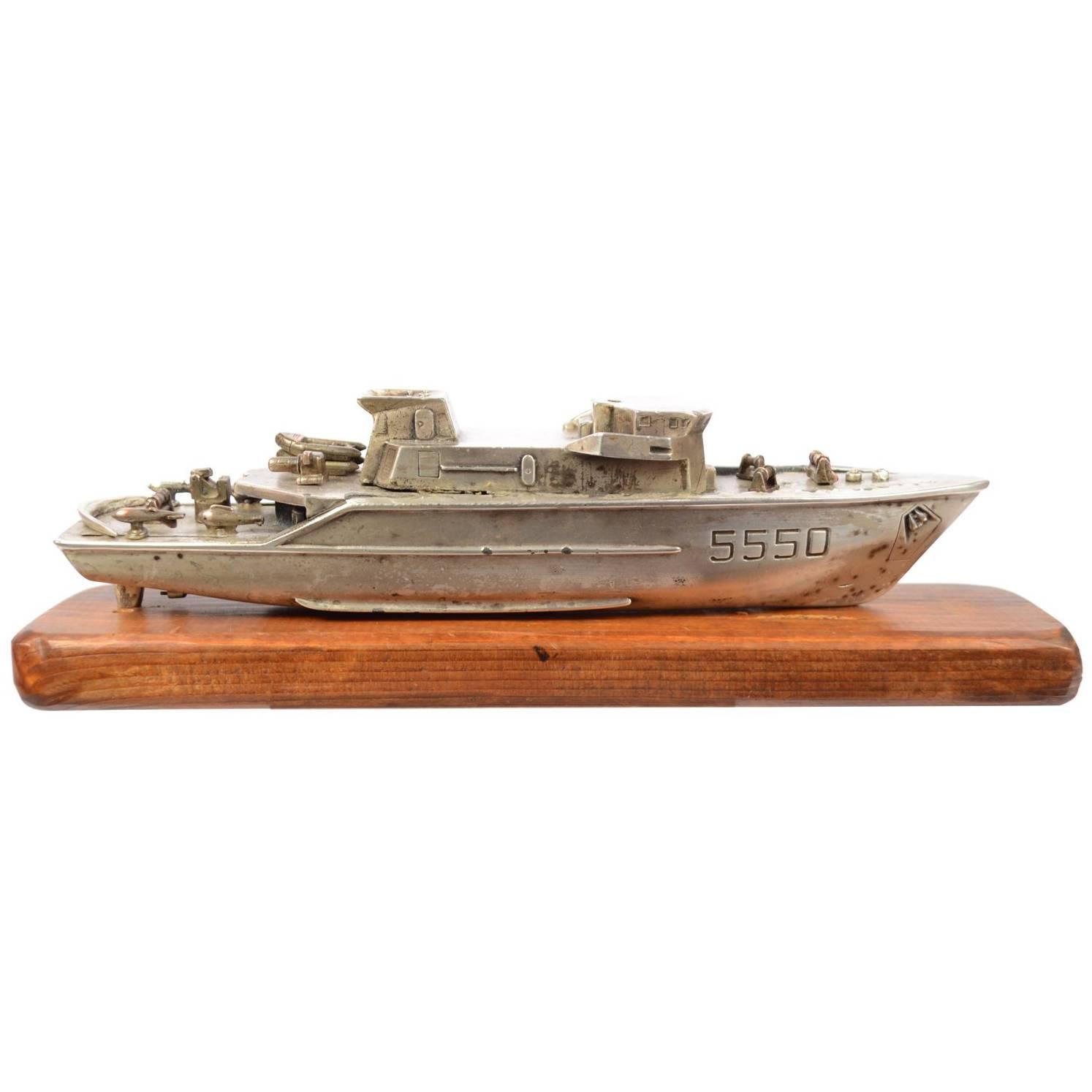 Model of an Italian Navy 5500 Ship, Brass and Wood, 1970s