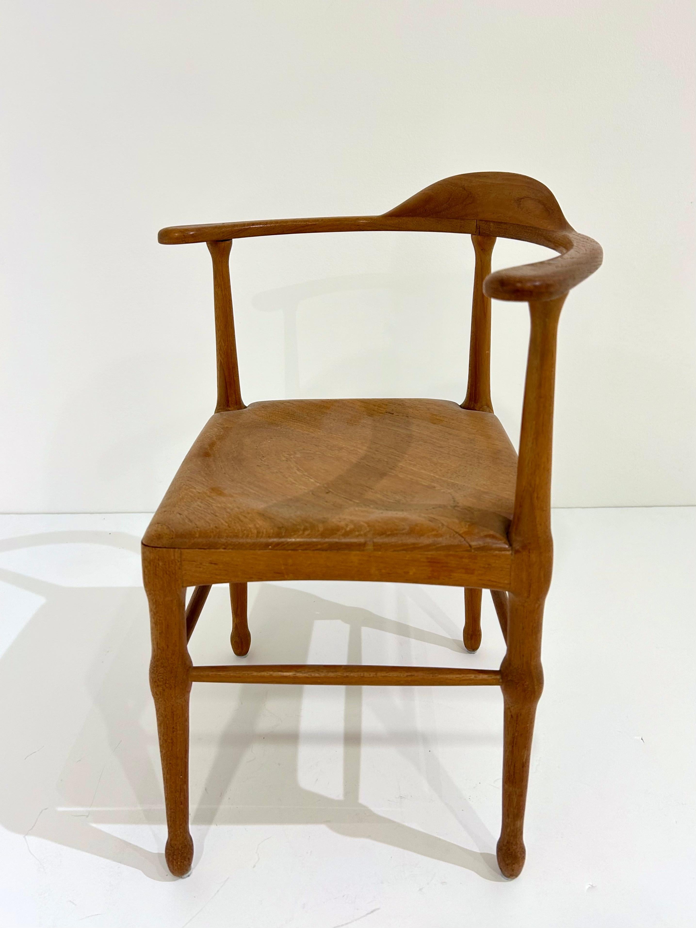 Mid-Century Modern Model of Danish Corner Chair in the Manner of Finn Juhl For Sale